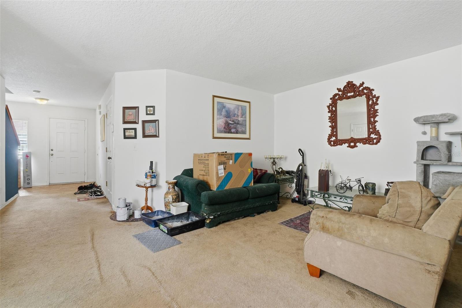 Image 4 of 28 For 668 Cresting Oak Circle 43