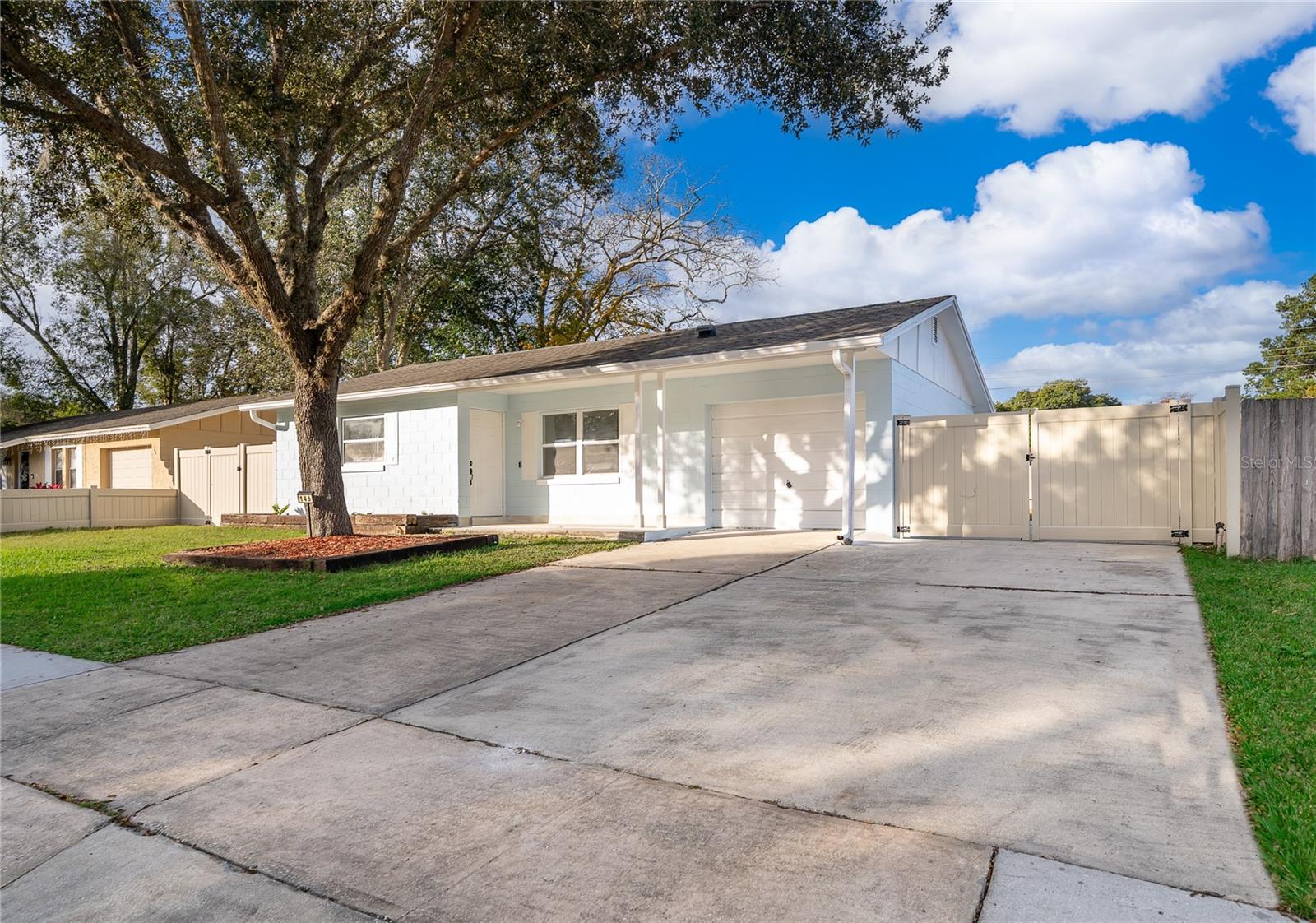 Image 2 of 25 For 146 Exeter Avenue