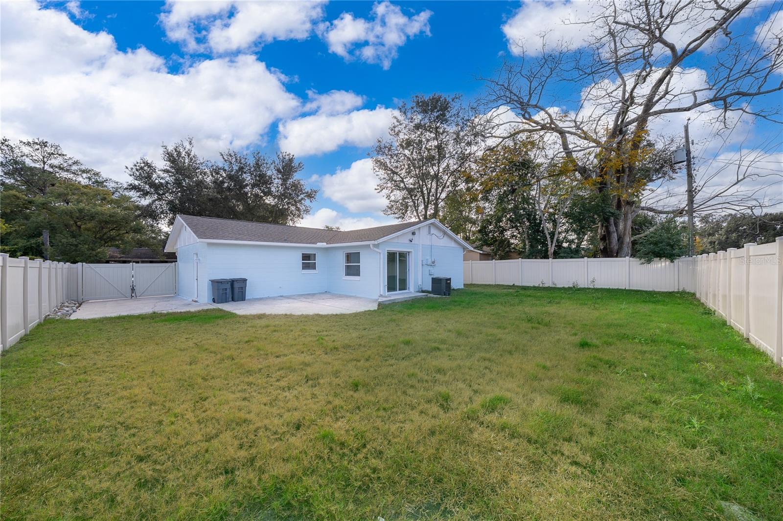 Image 23 of 25 For 146 Exeter Avenue