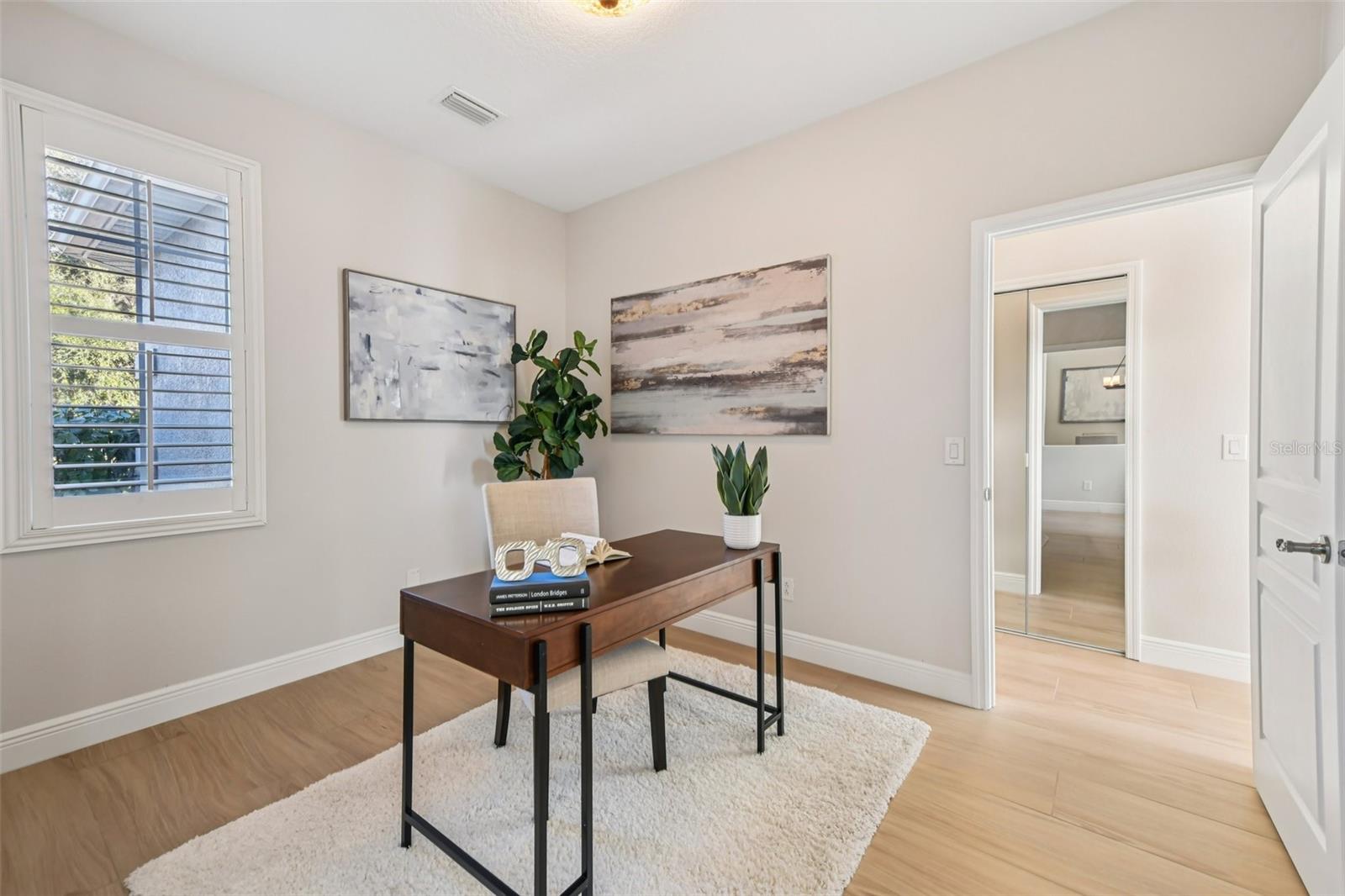 Listing photo id 25 for 2381 Broken Elm Place