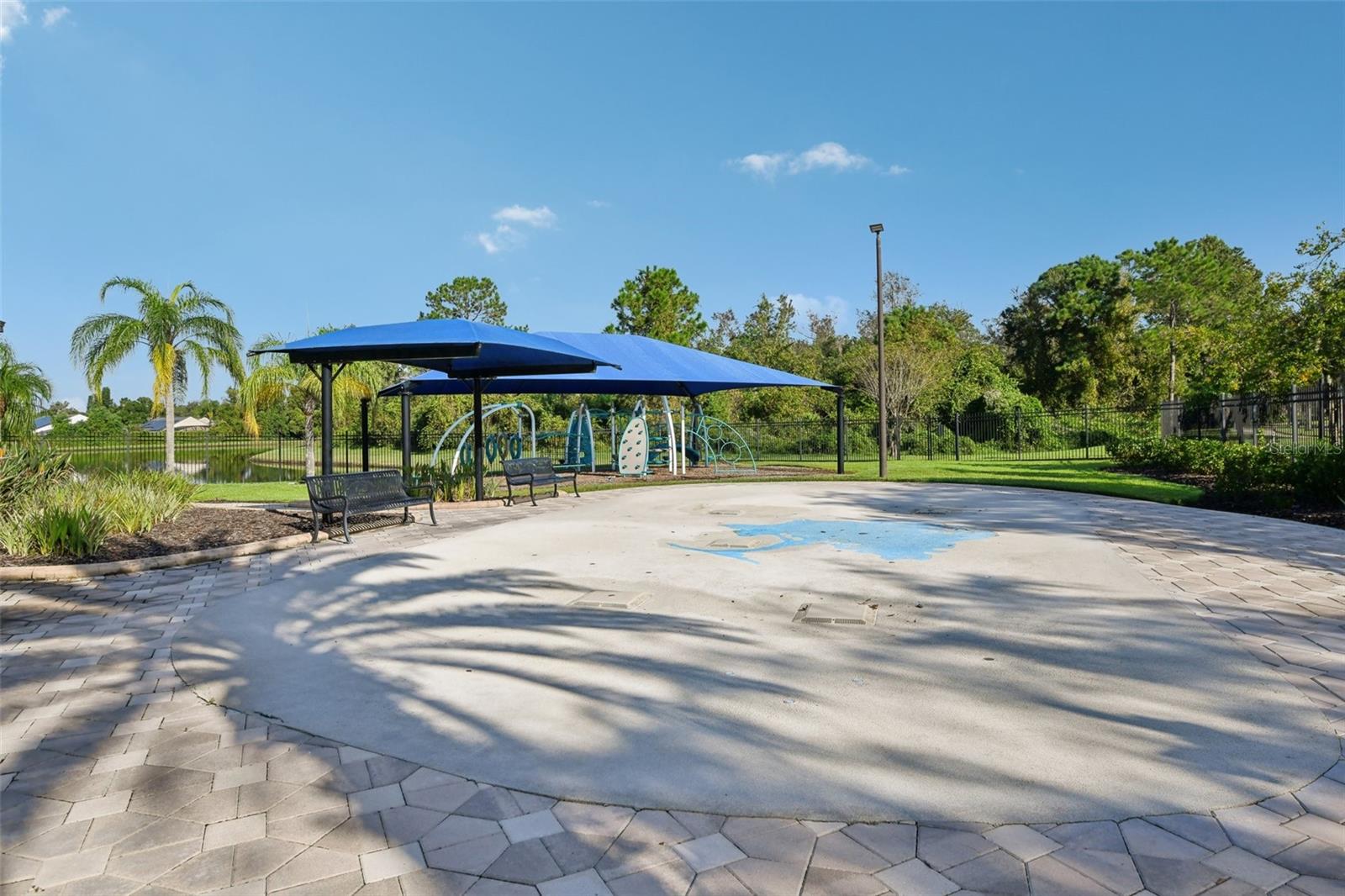 Listing photo id 58 for 2381 Broken Elm Place