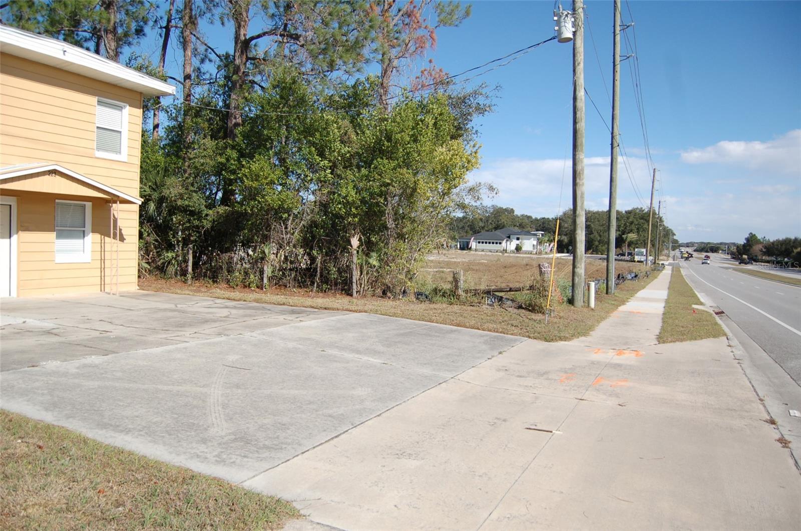 Image 6 of 21 For 223 County Road 466a