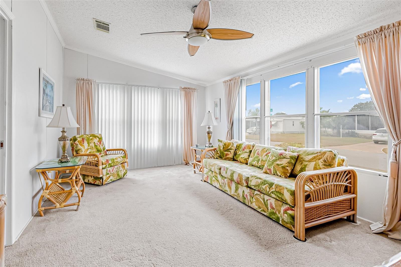 Image 16 of 40 For 803 Thrush Circle