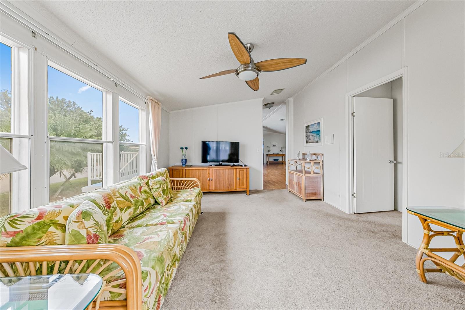 Image 17 of 40 For 803 Thrush Circle