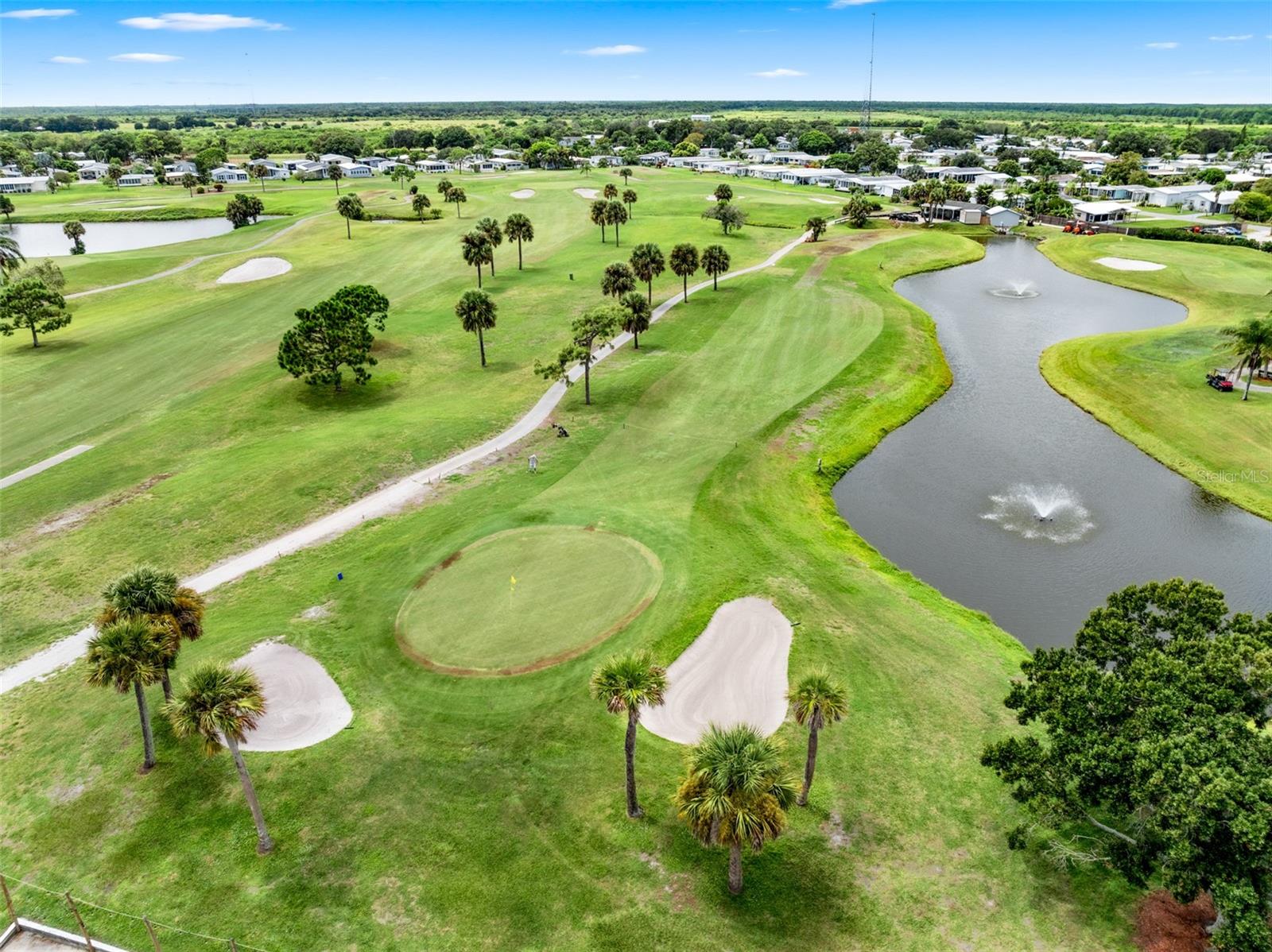 Image 36 of 40 For 803 Thrush Circle