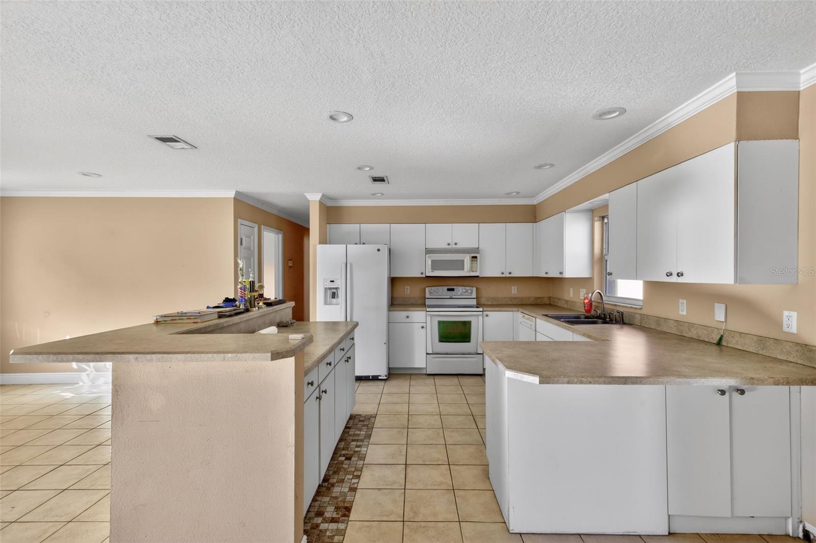 Image 11 of 41 For 2509 Willow Oak Drive