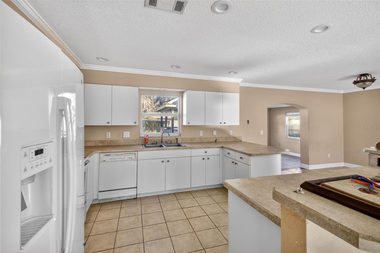 Image 17 of 41 For 2509 Willow Oak Drive