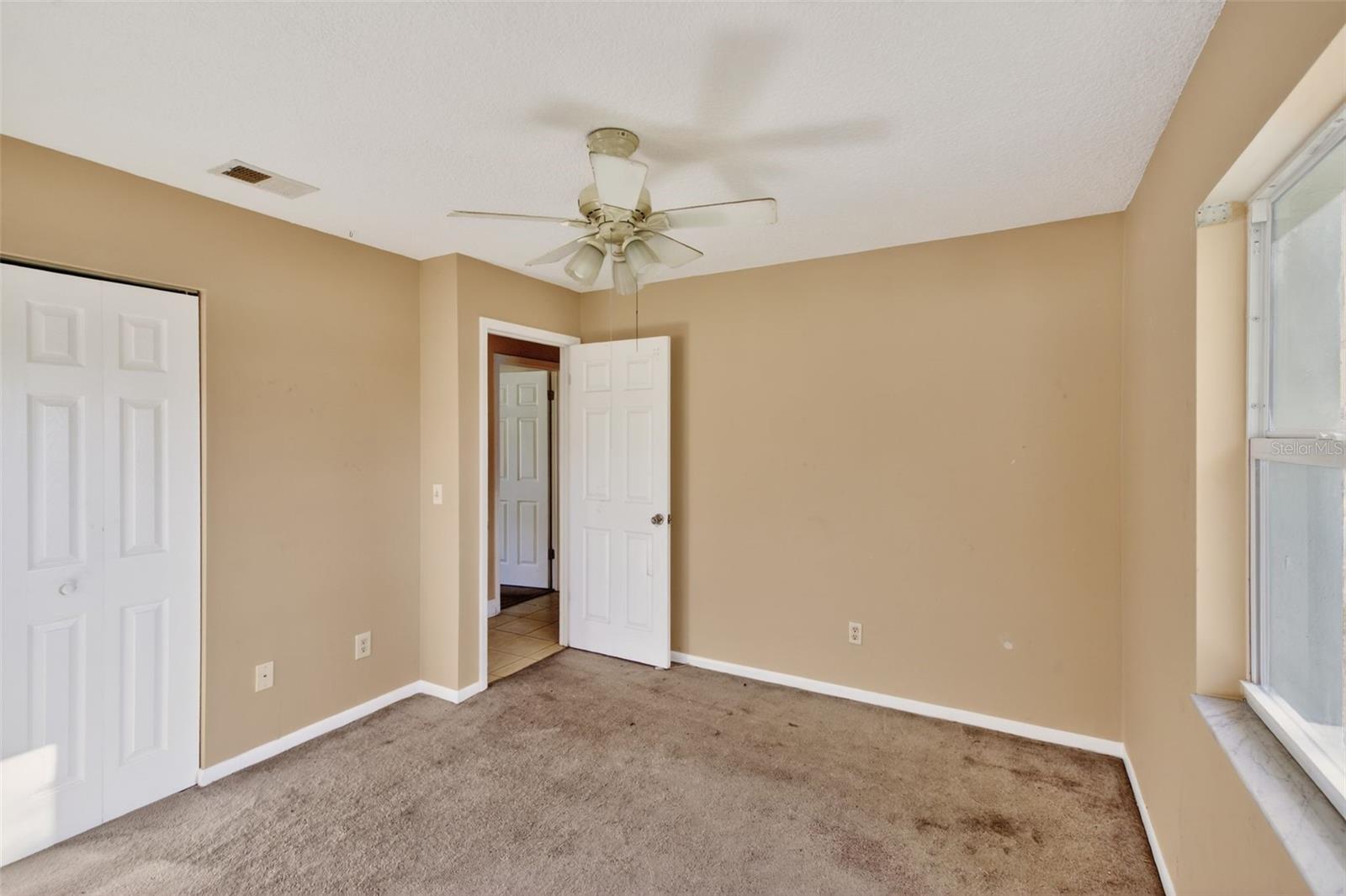 Image 28 of 41 For 2509 Willow Oak Drive