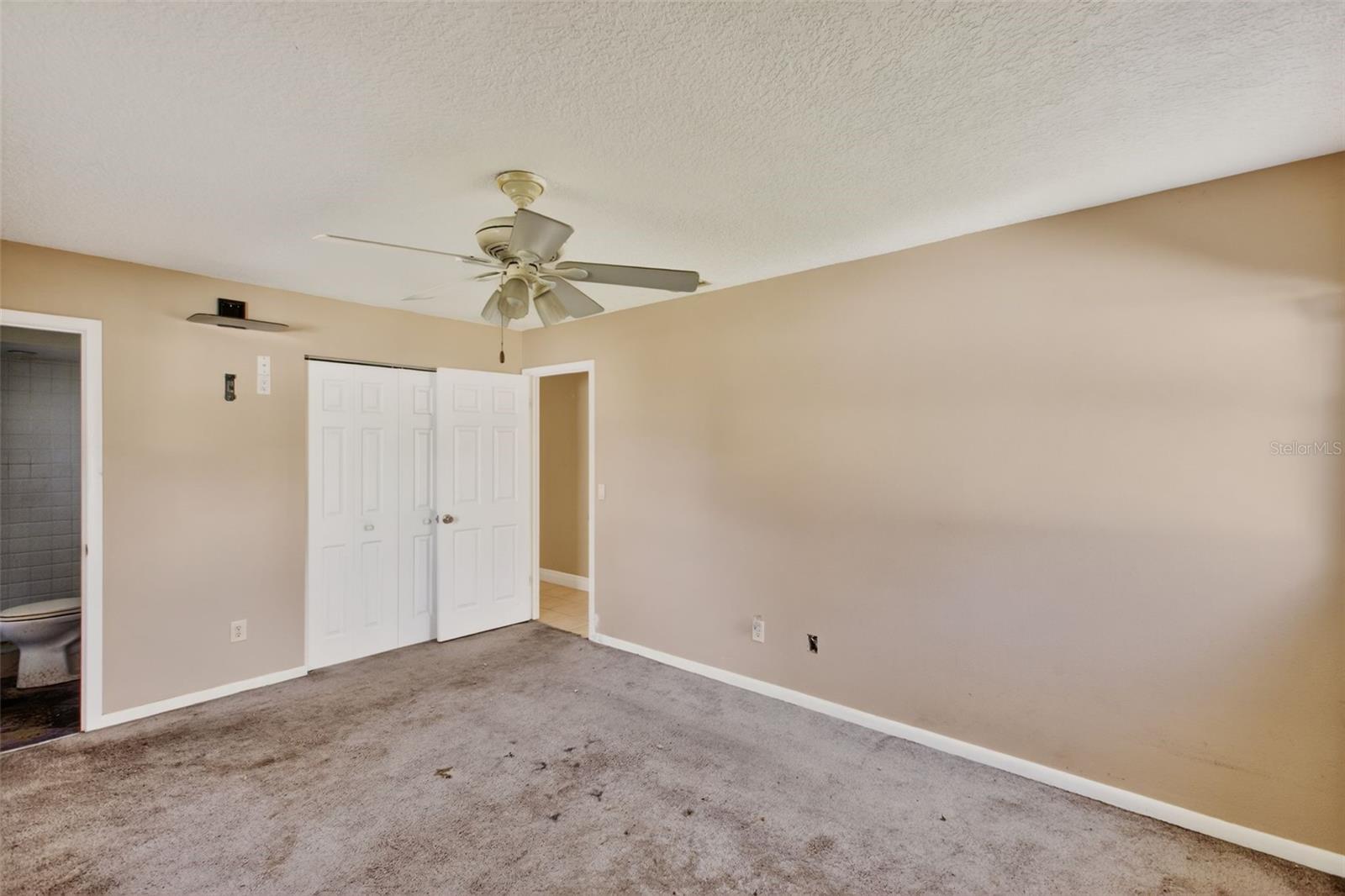 Image 33 of 41 For 2509 Willow Oak Drive