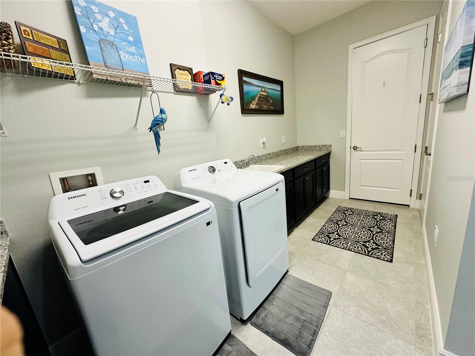 Image 14 of 45 For 2437 Yellow Brick Road