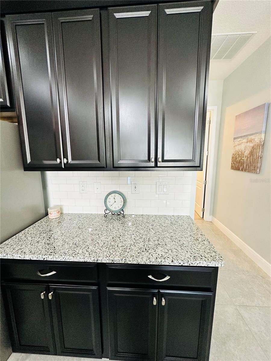 Image 17 of 45 For 2437 Yellow Brick Road