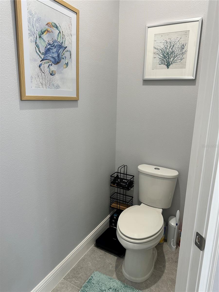 Image 22 of 45 For 2437 Yellow Brick Road