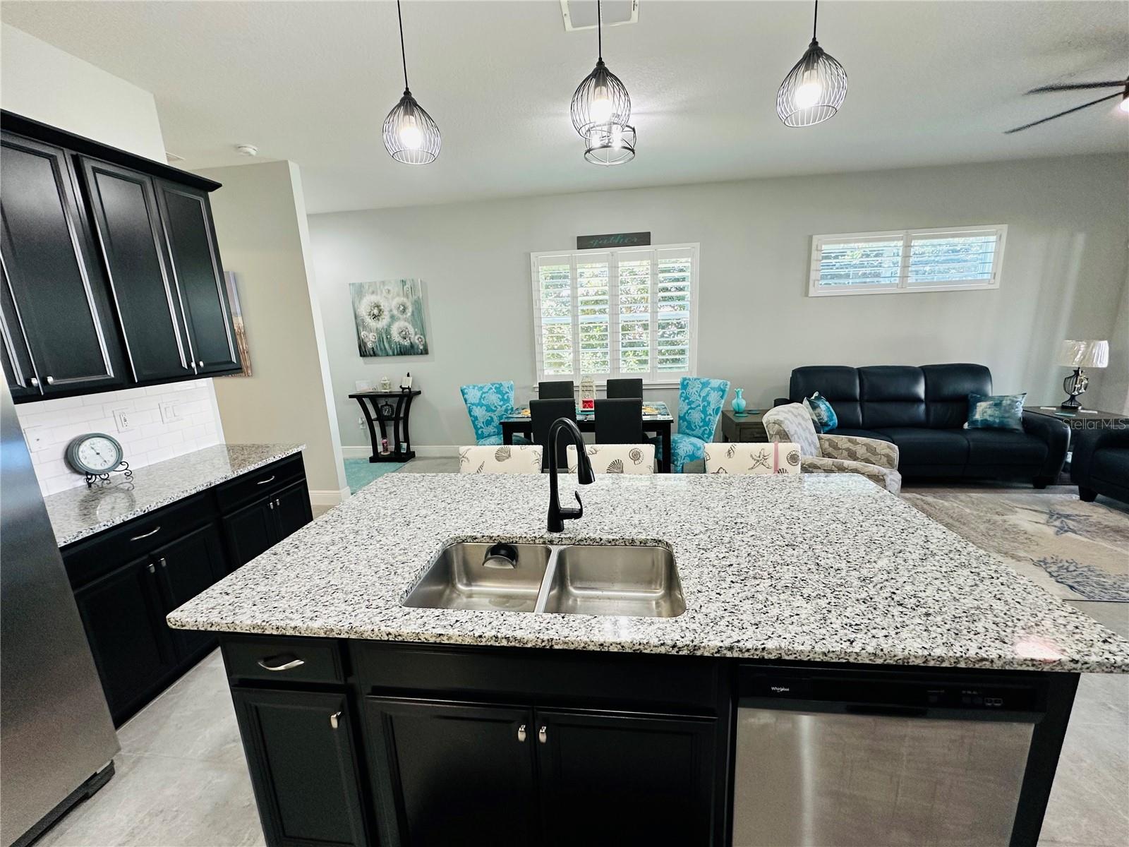 Image 6 of 45 For 2437 Yellow Brick Road