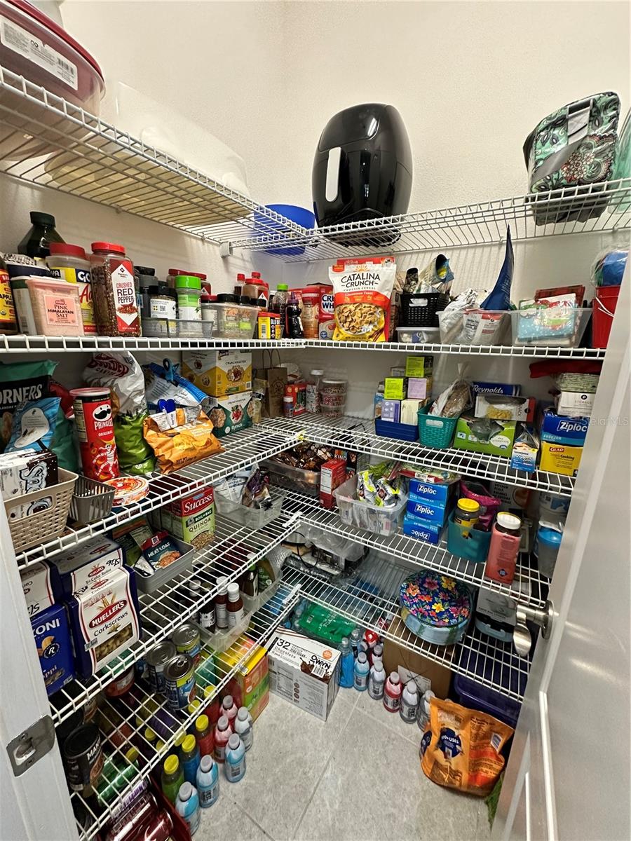 Image 7 of 45 For 2437 Yellow Brick Road