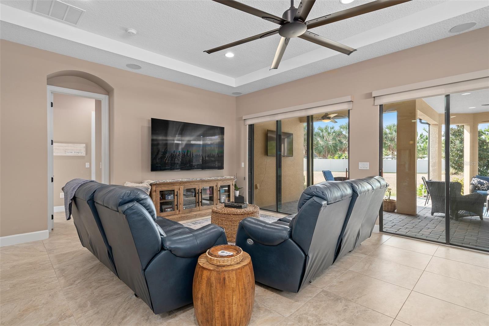 Image 13 of 75 For 1164 Esperanza Ridge Road