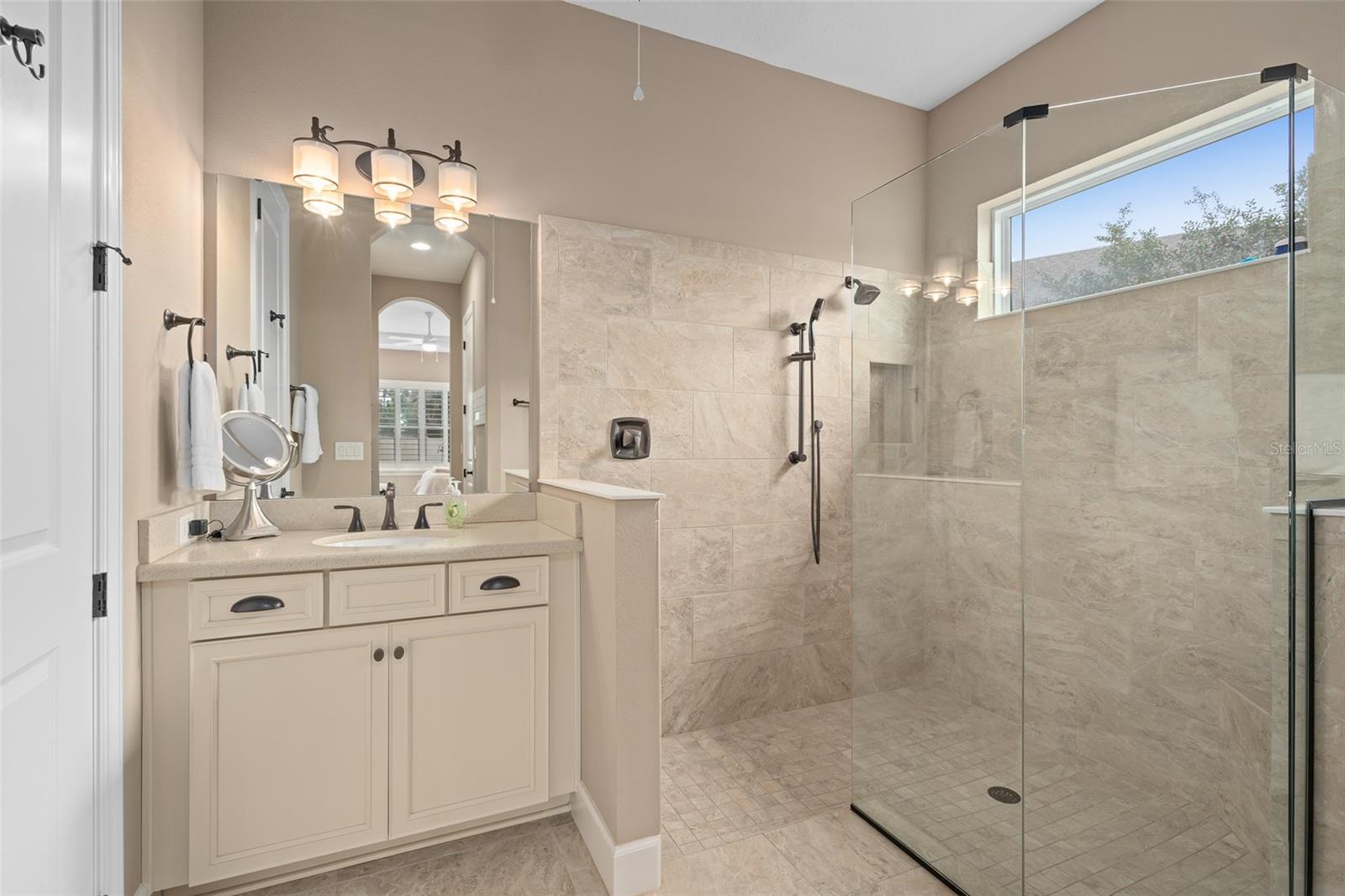 Image 23 of 75 For 1164 Esperanza Ridge Road