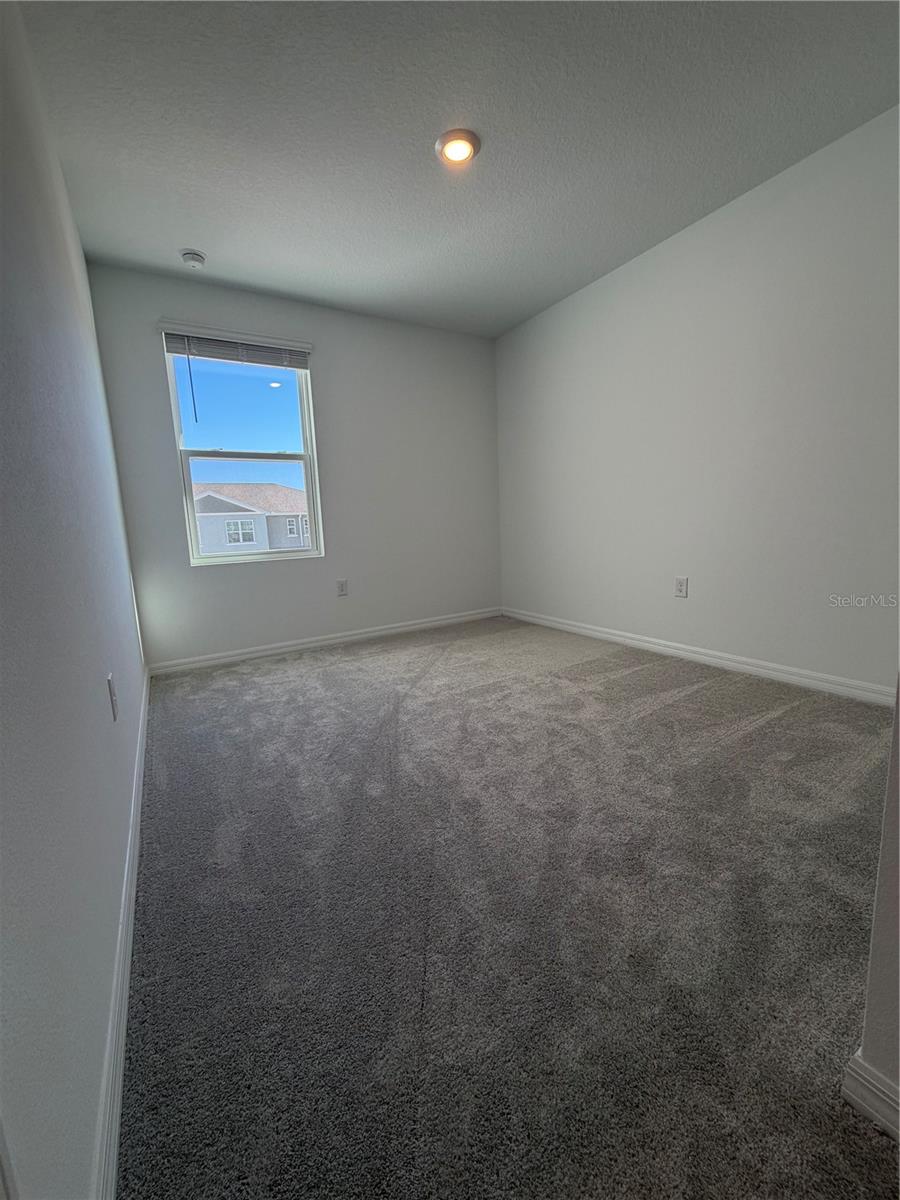 Image 13 of 25 For 2914 Canary Avenue