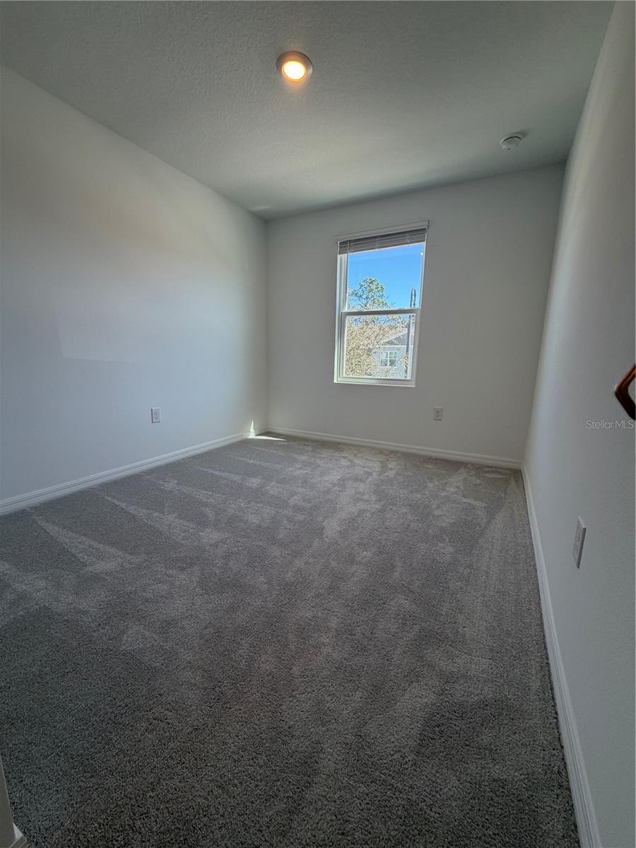 Image 15 of 25 For 2914 Canary Avenue