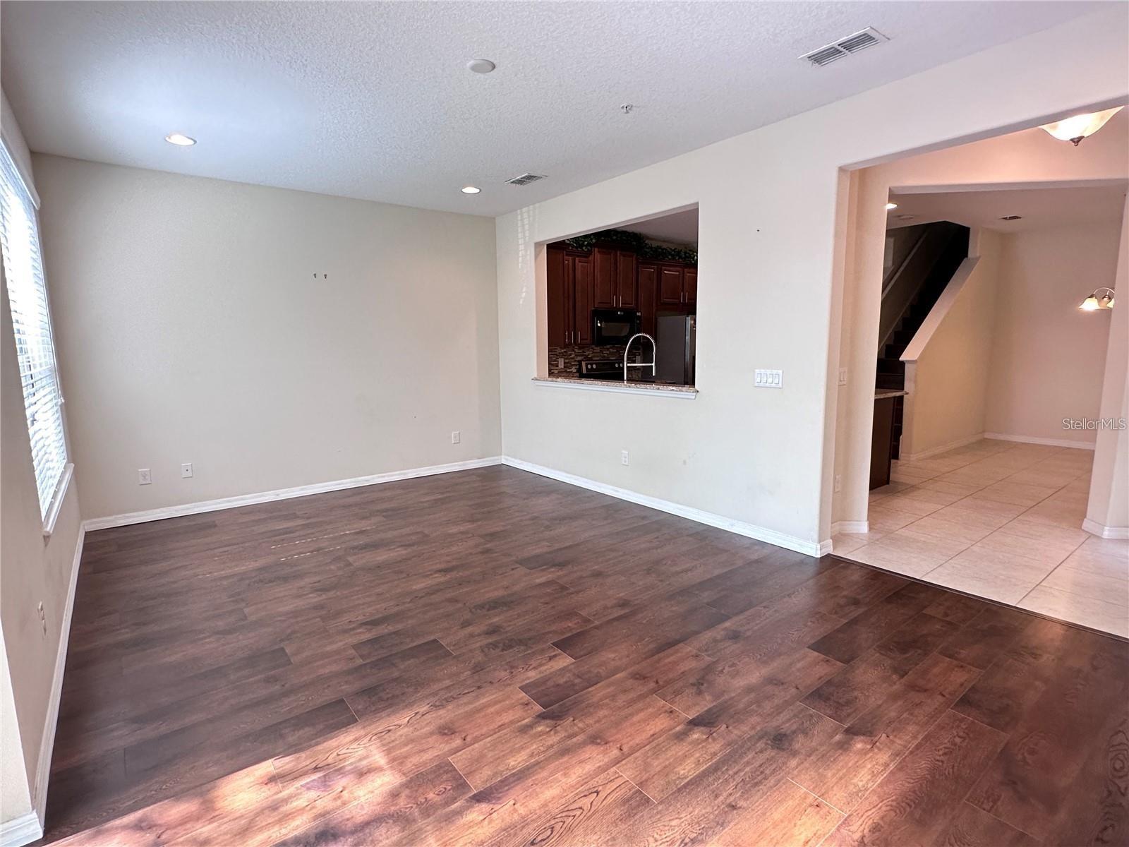 Image 3 of 21 For 4870 Matteo Trail