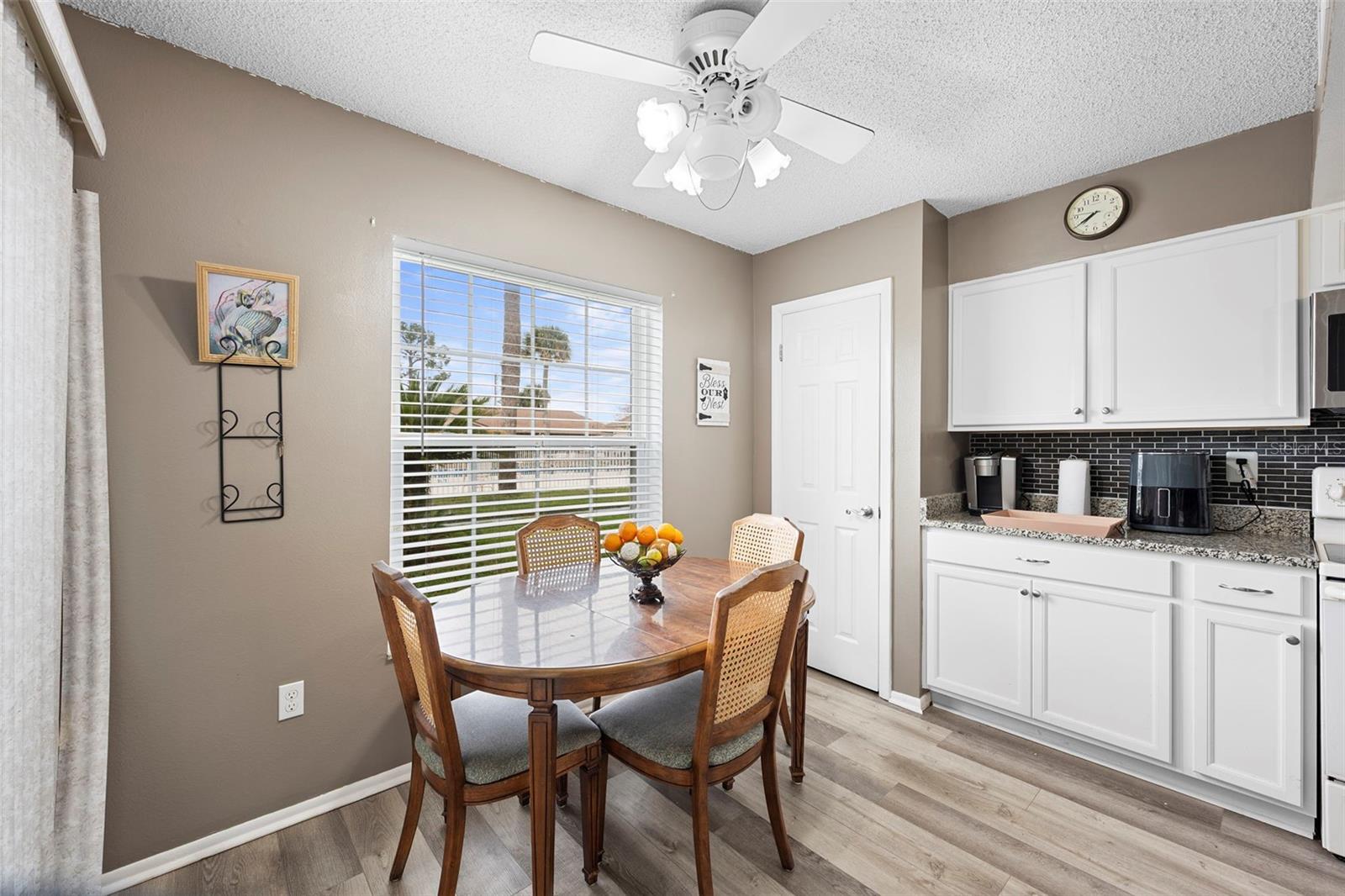 Image 14 of 40 For 1001 Plantation Dr  A2