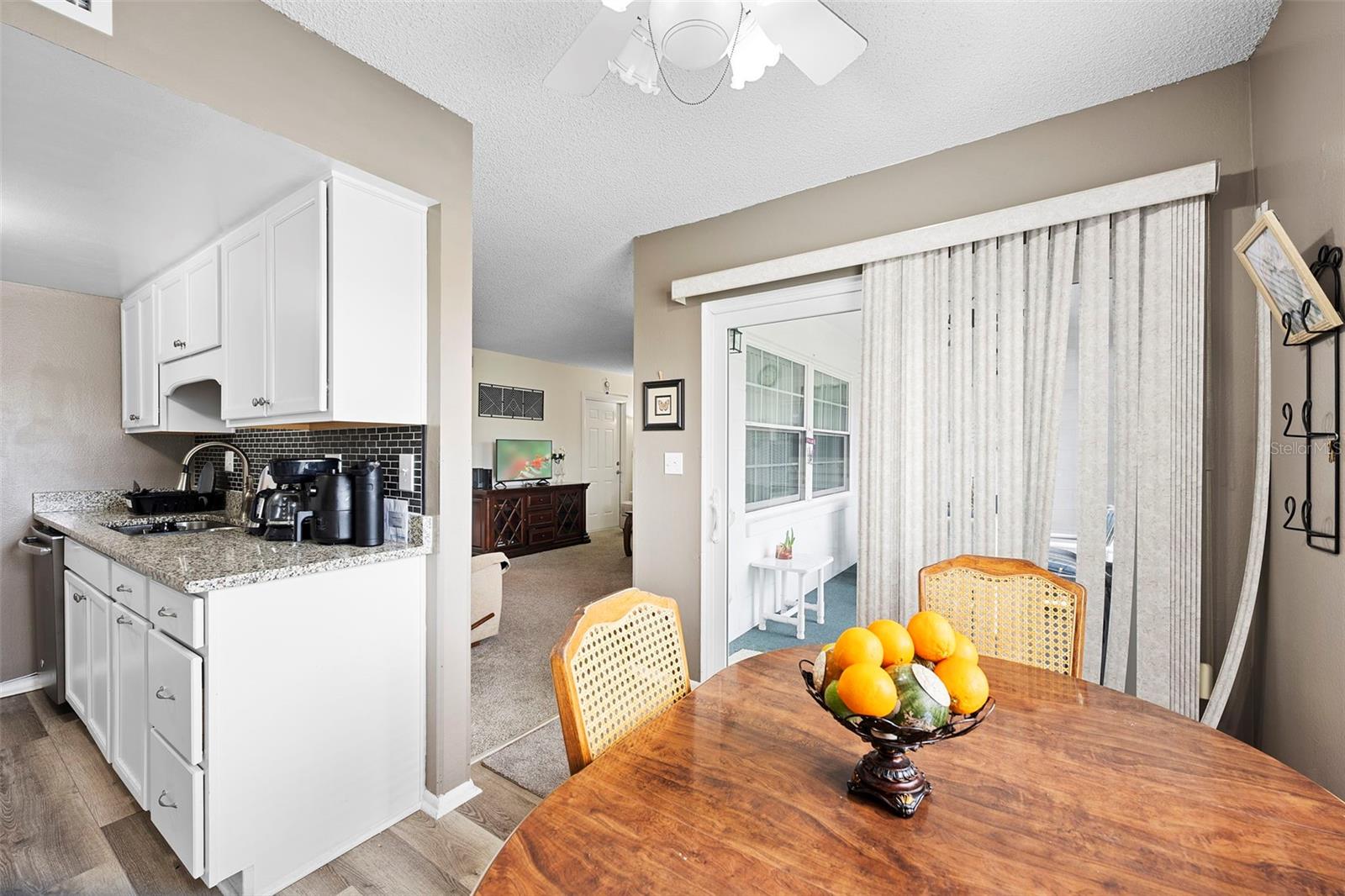 Image 22 of 40 For 1001 Plantation Dr  A2