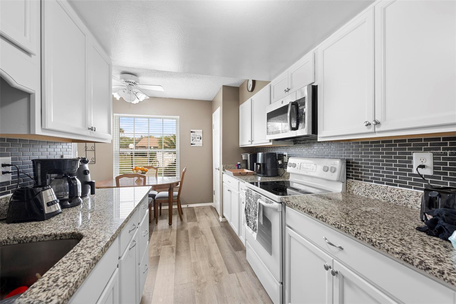 Image 24 of 40 For 1001 Plantation Dr  A2