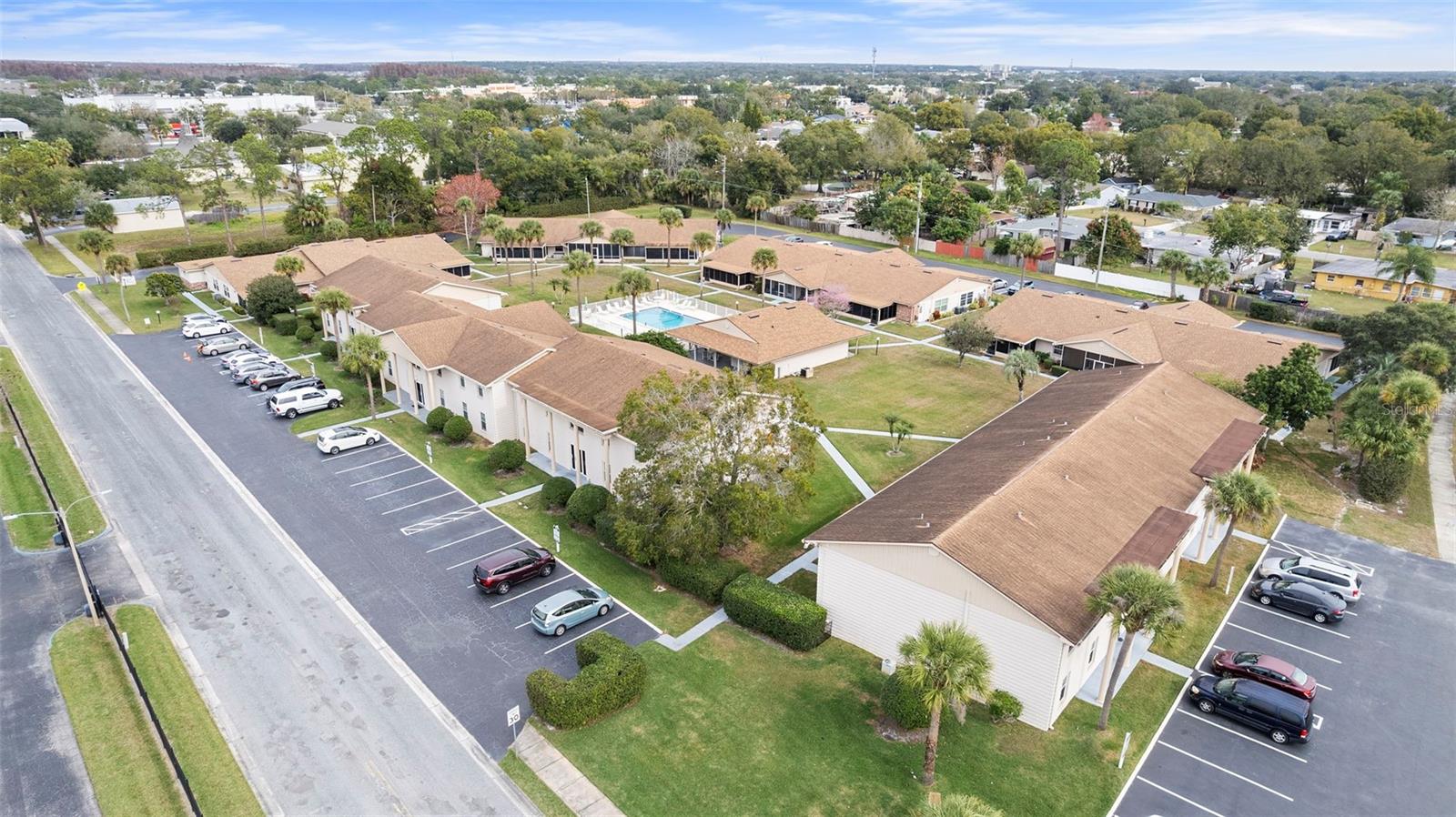 Image 5 of 40 For 1001 Plantation Dr  A2