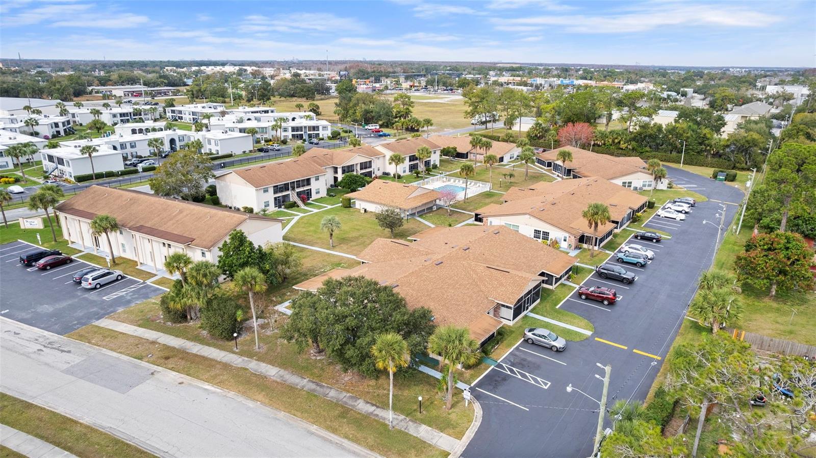 Image 6 of 40 For 1001 Plantation Dr  A2