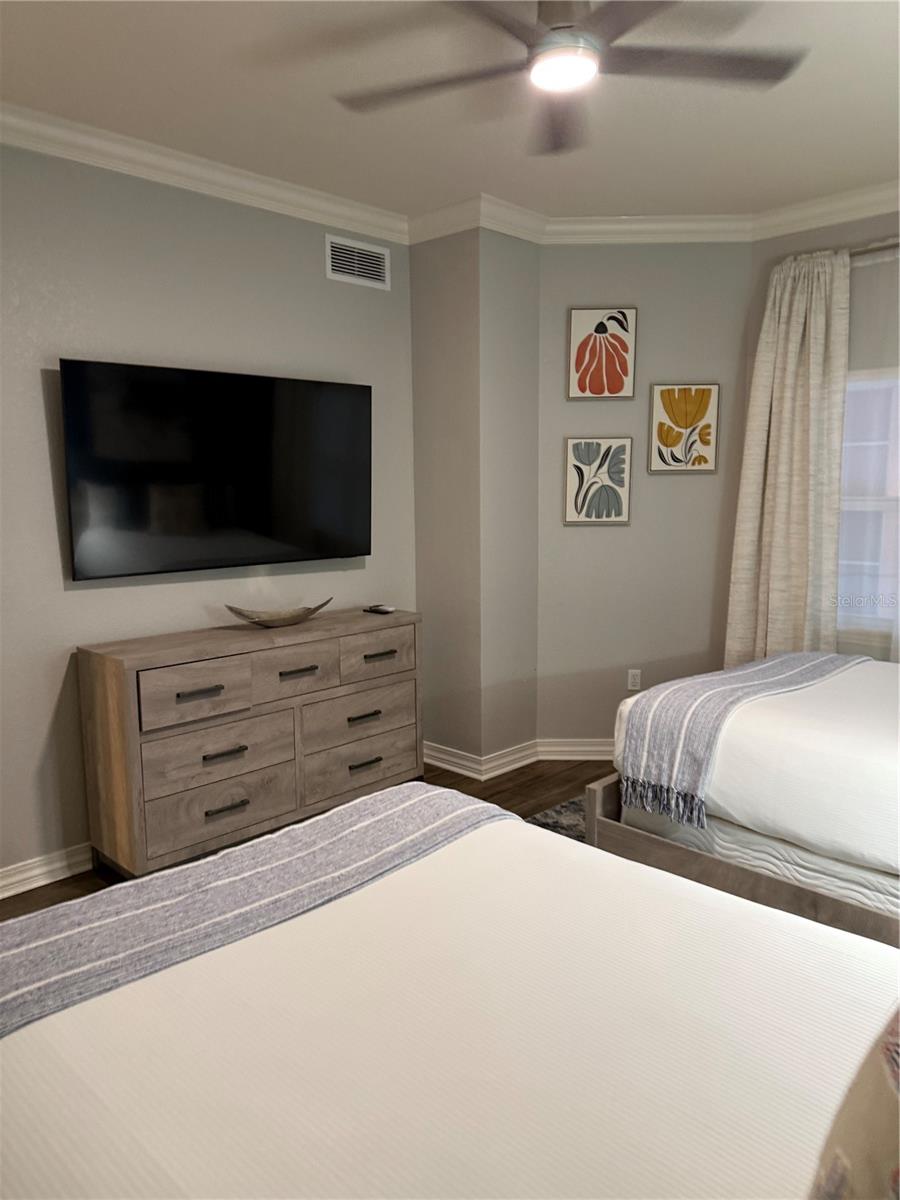 Image 5 of 52 For 7601 Cabana Court 103