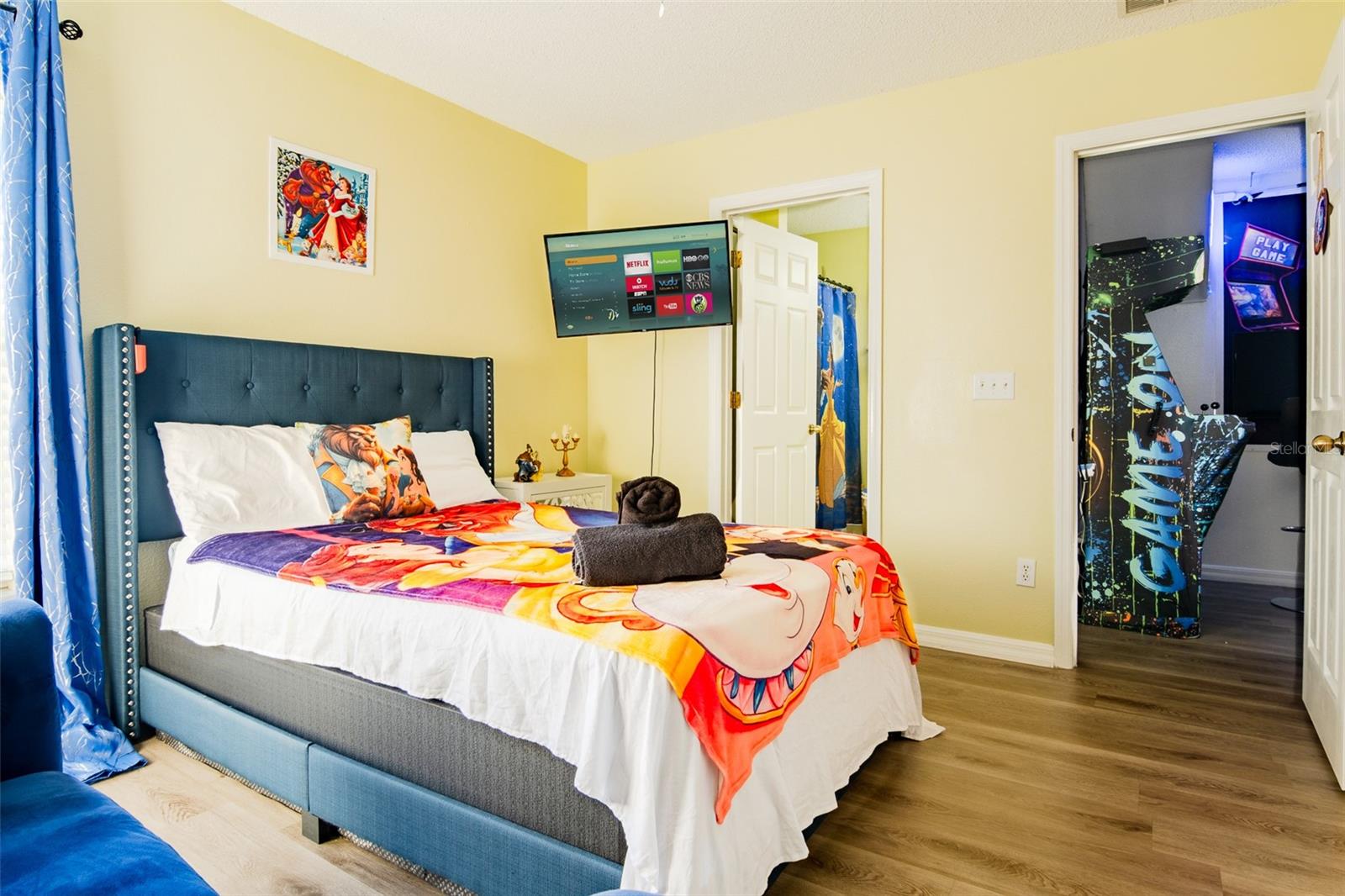 Image 14 of 77 For 865 Bloomingdale Drive