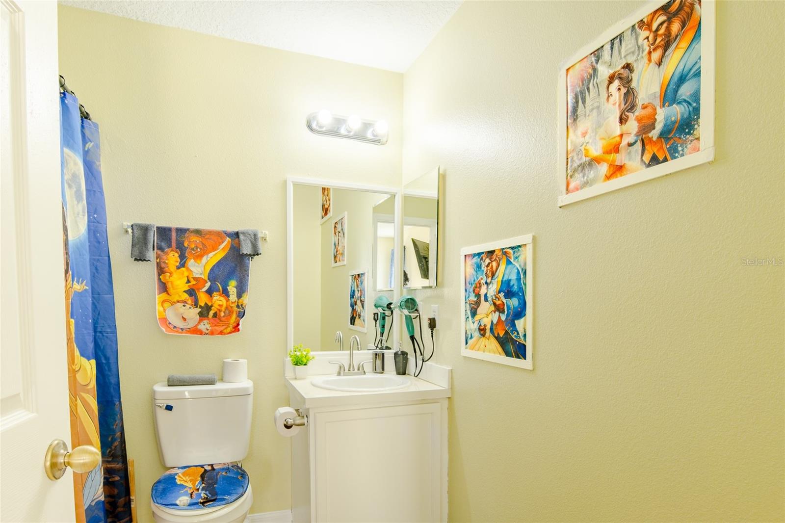 Image 19 of 77 For 865 Bloomingdale Drive