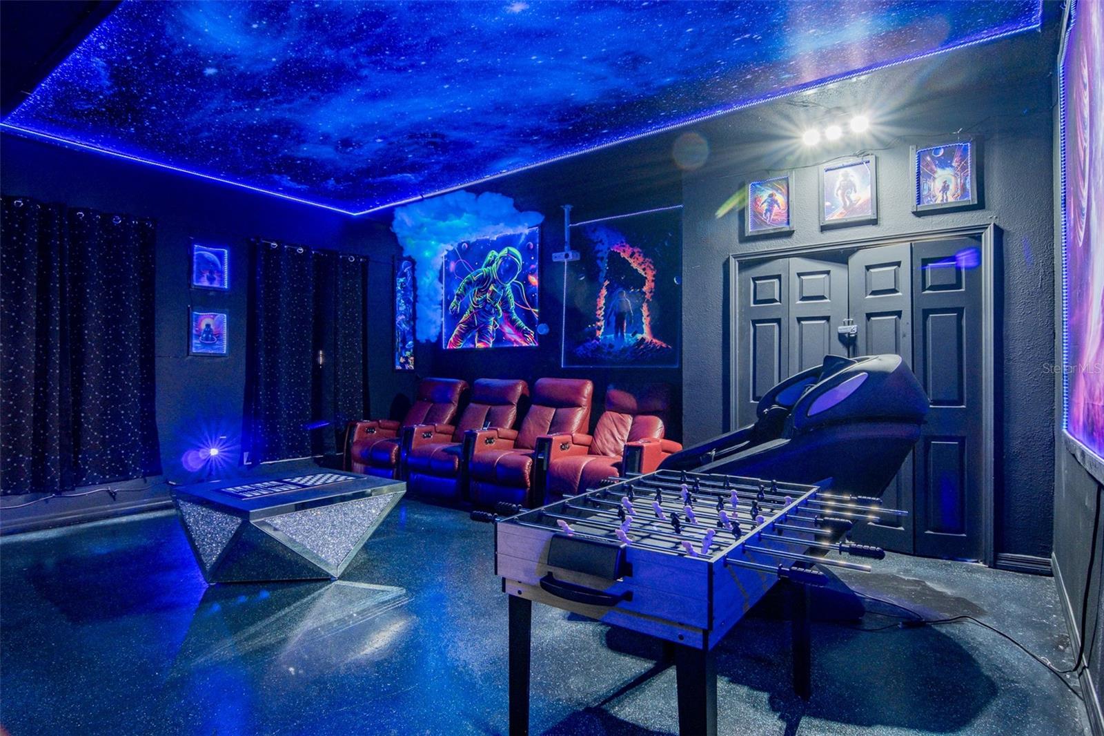 Image 28 of 77 For 865 Bloomingdale Drive