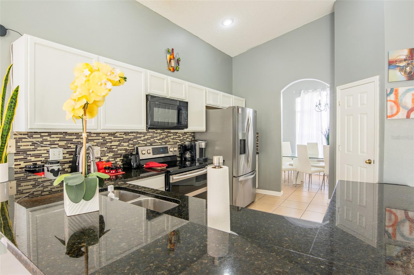 Image 47 of 77 For 865 Bloomingdale Drive