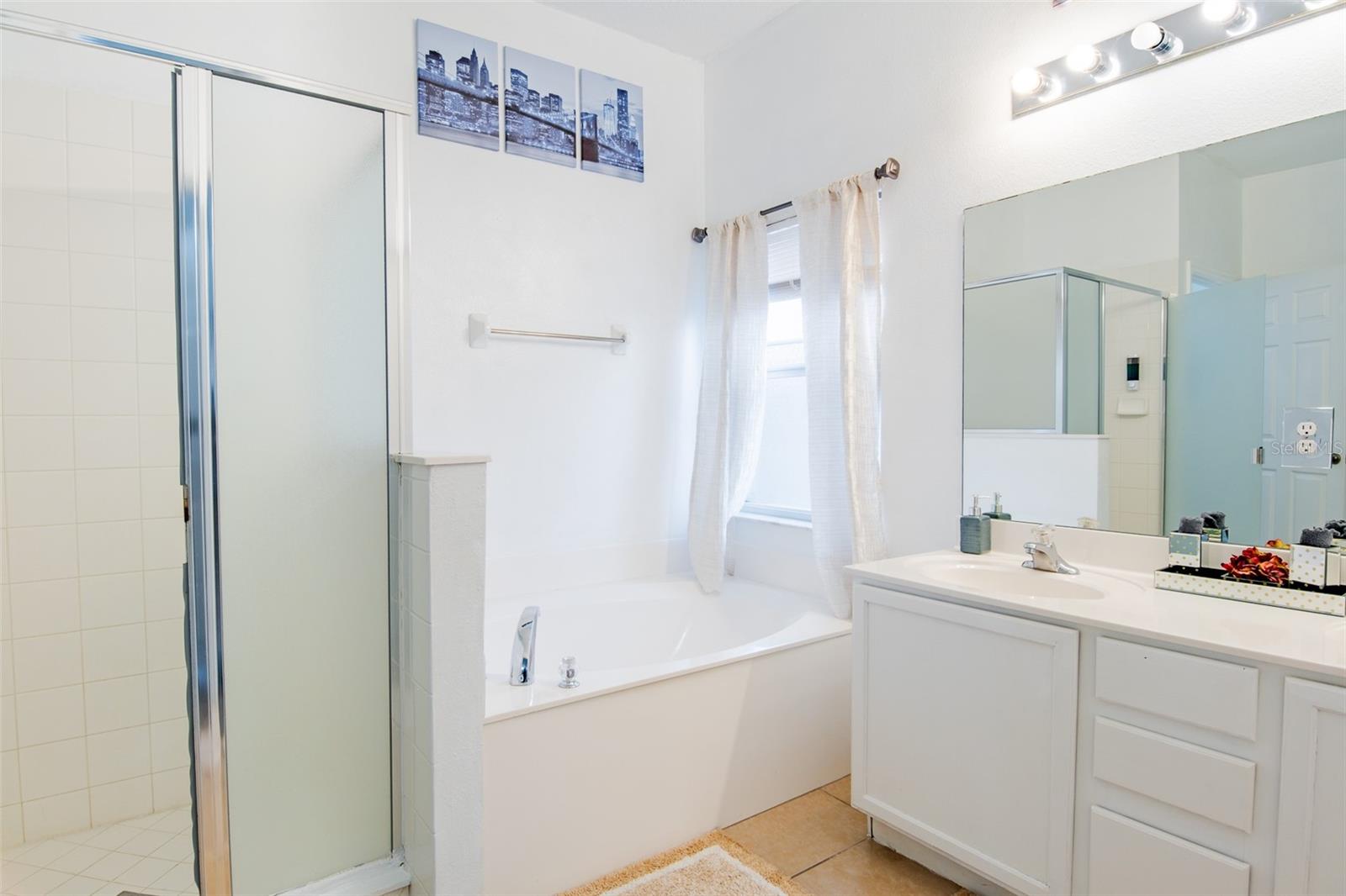 Image 57 of 77 For 865 Bloomingdale Drive