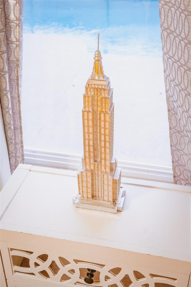 Image 60 of 77 For 865 Bloomingdale Drive