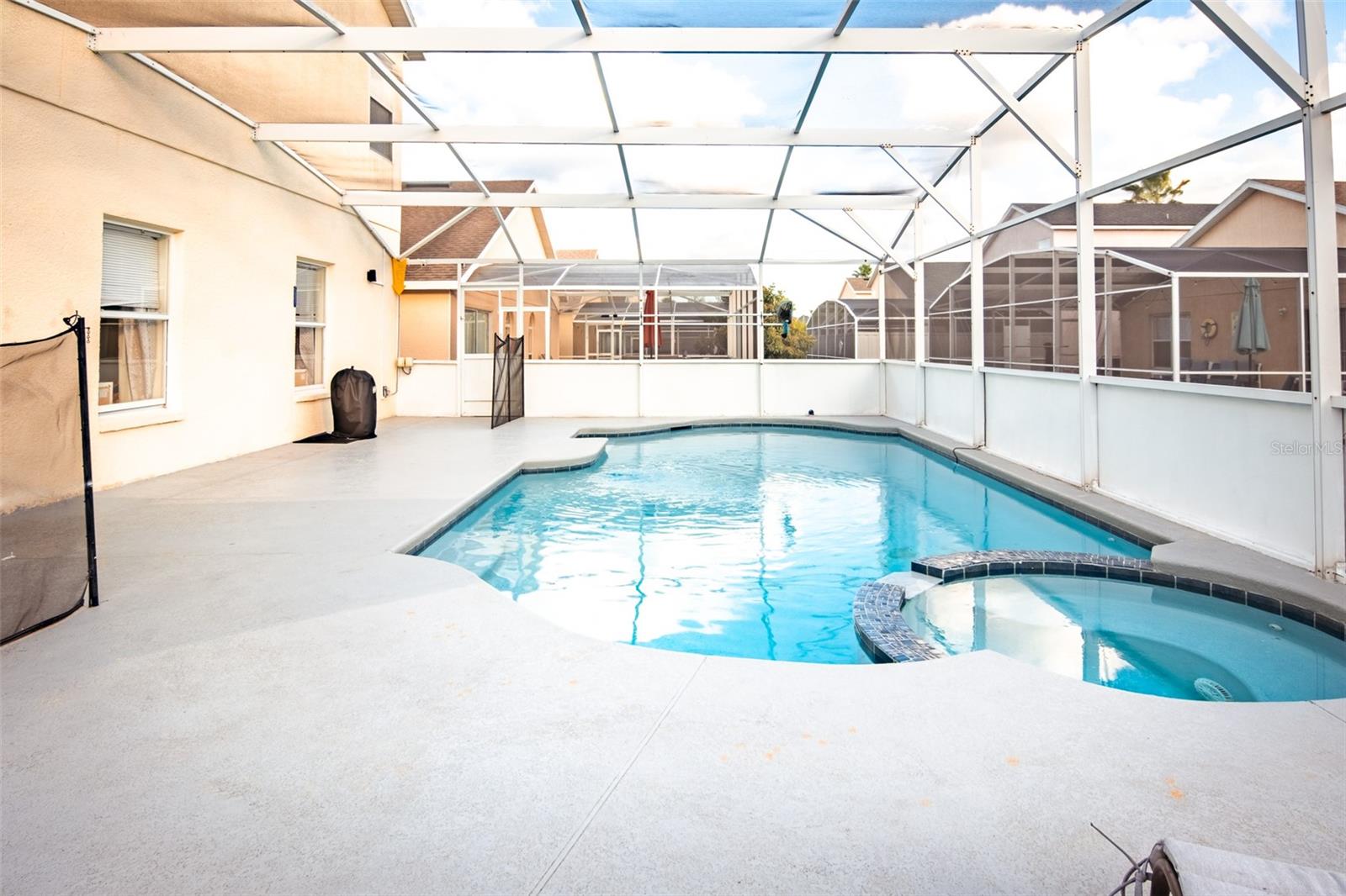 Image 62 of 77 For 865 Bloomingdale Drive