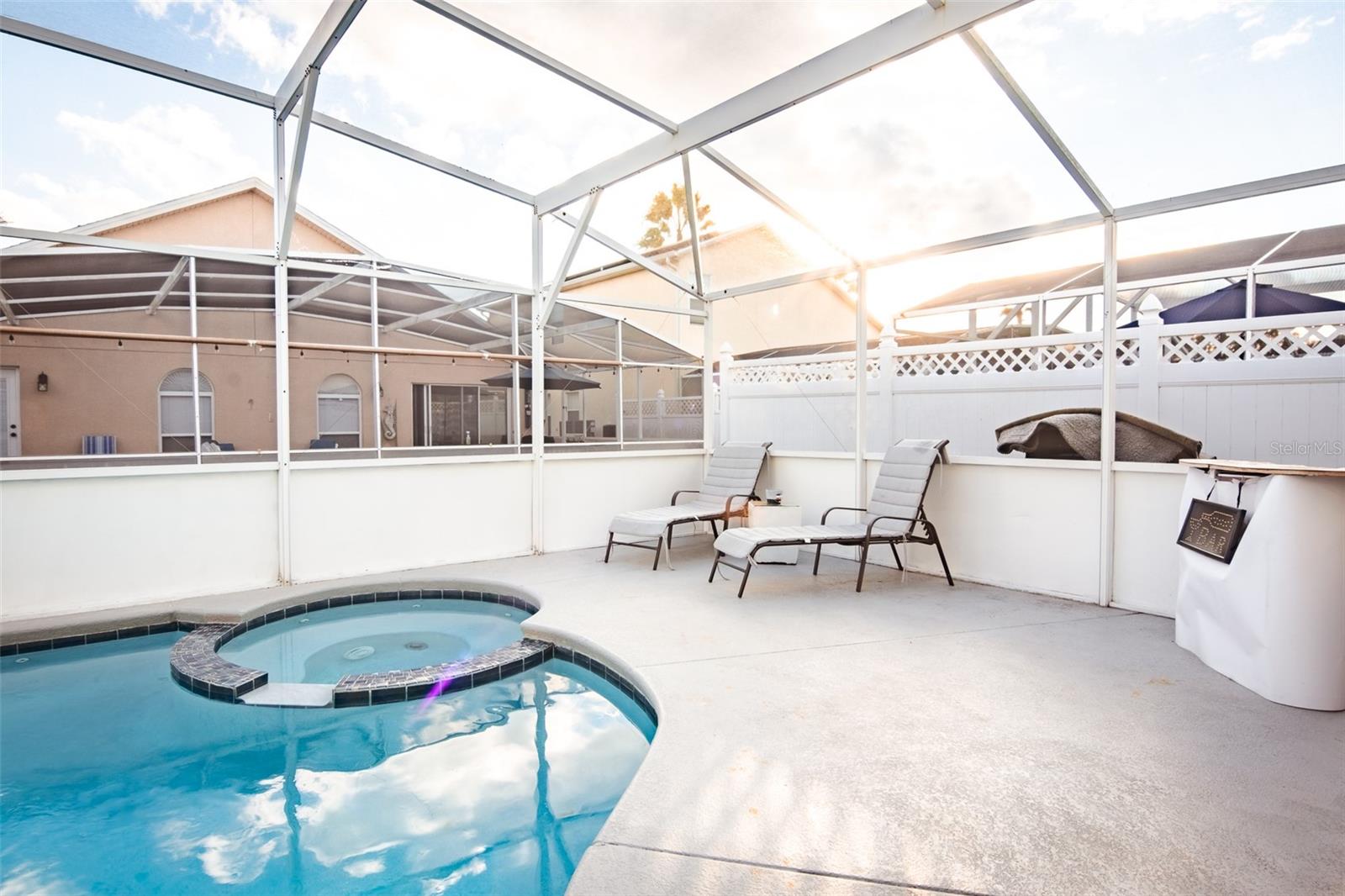 Image 63 of 77 For 865 Bloomingdale Drive