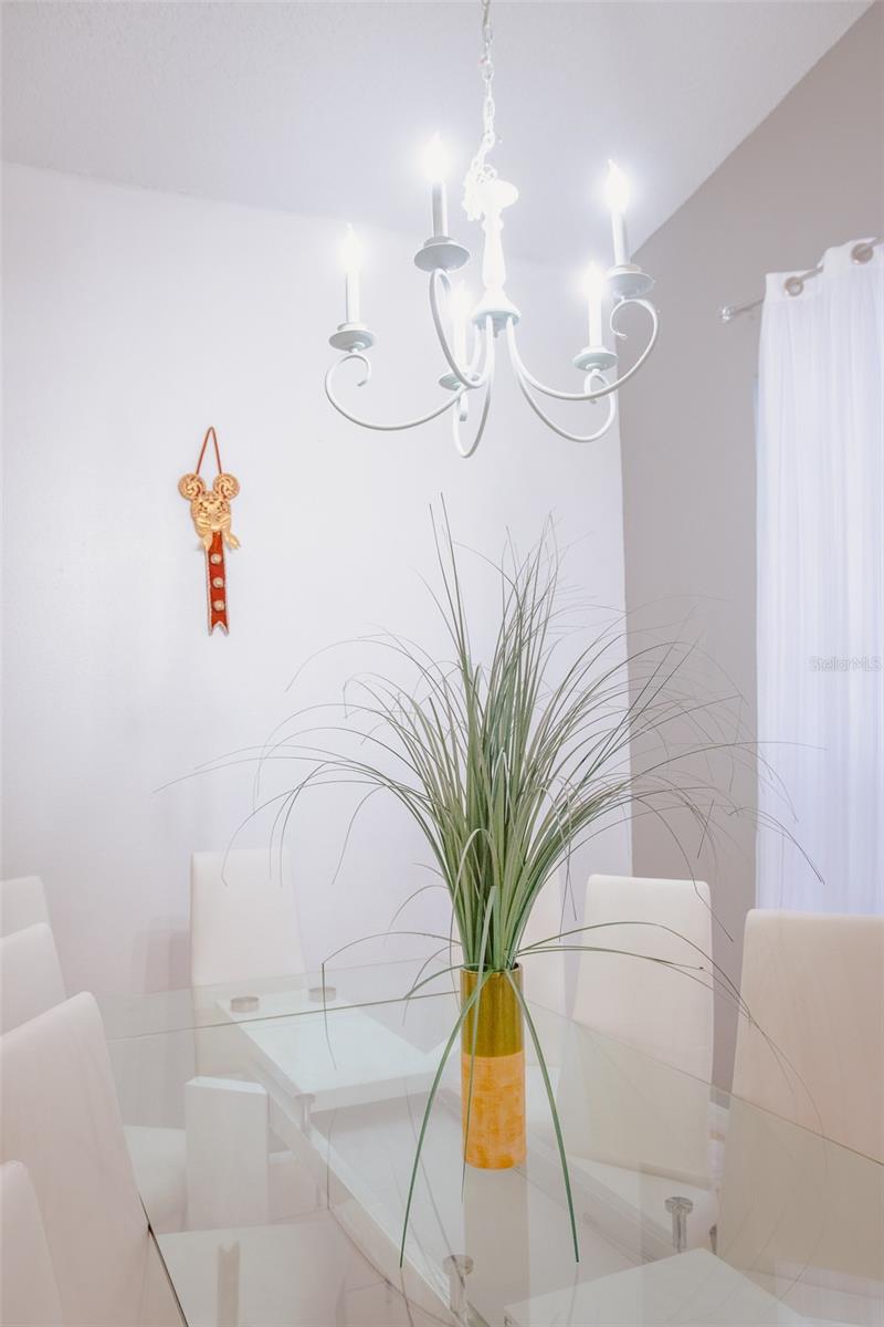 Image 66 of 77 For 865 Bloomingdale Drive