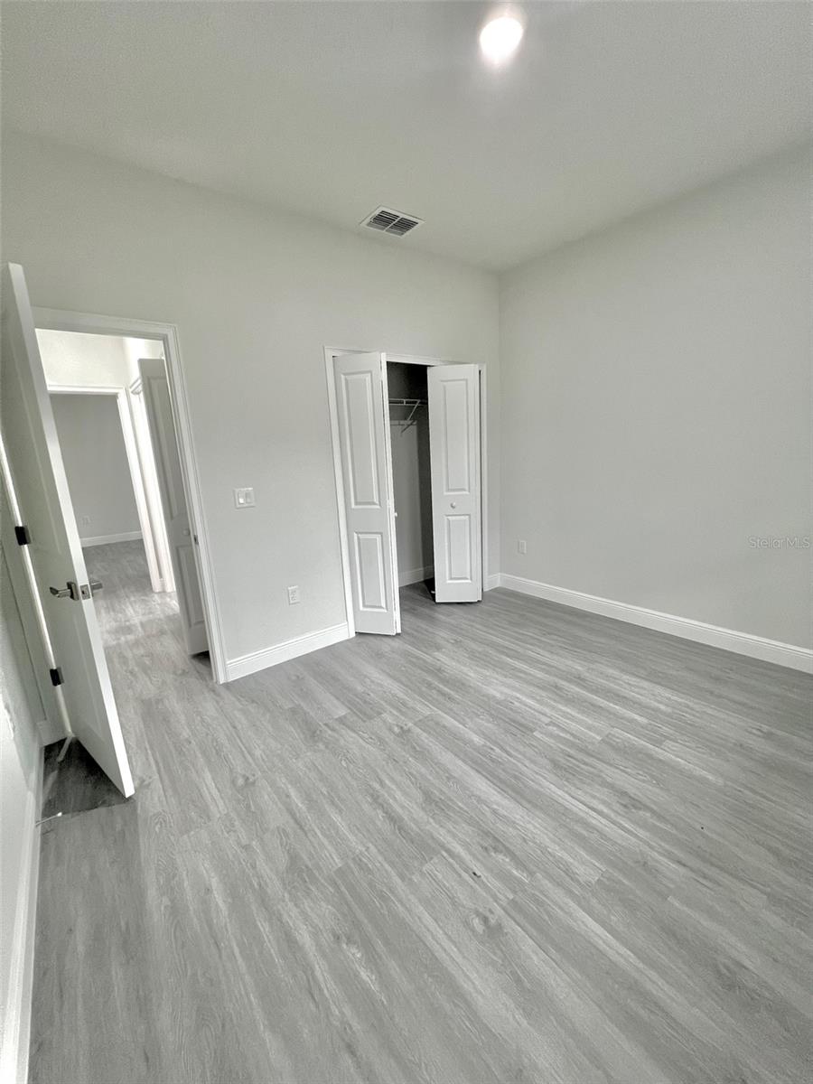 Image 21 of 32 For 5 Fisher Place Drive