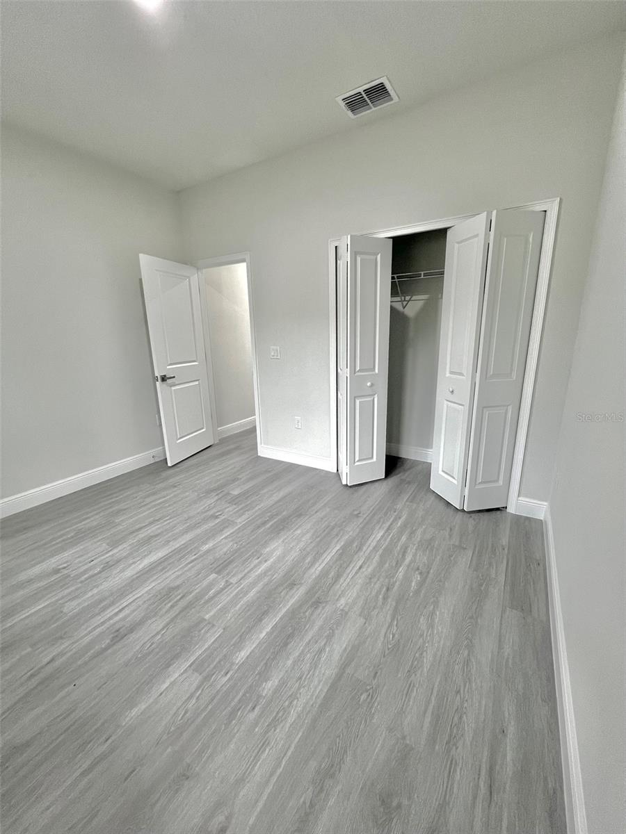 Image 23 of 32 For 5 Fisher Place Drive