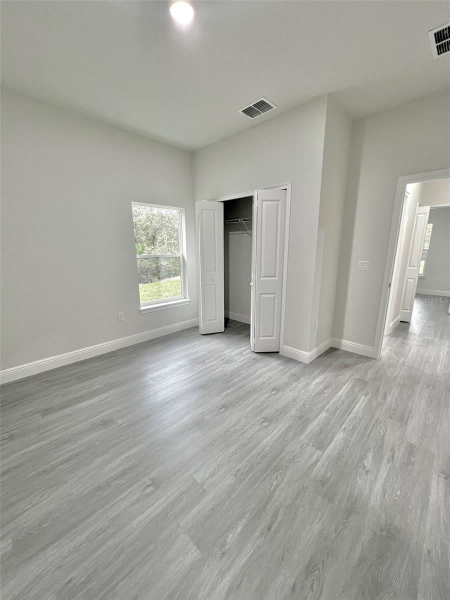 Image 26 of 32 For 5 Fisher Place Drive