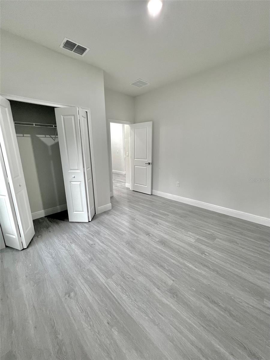 Image 27 of 32 For 5 Fisher Place Drive