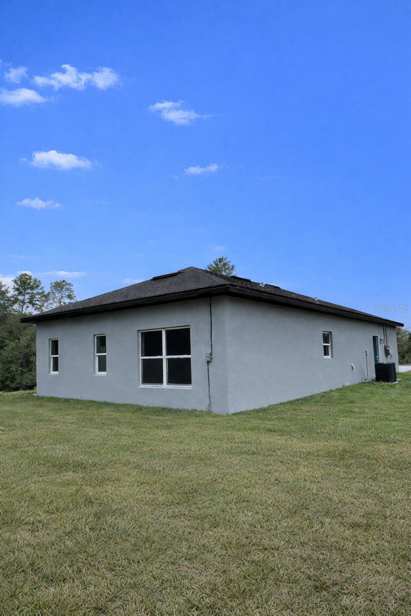 Image 32 of 32 For 5 Fisher Place Drive