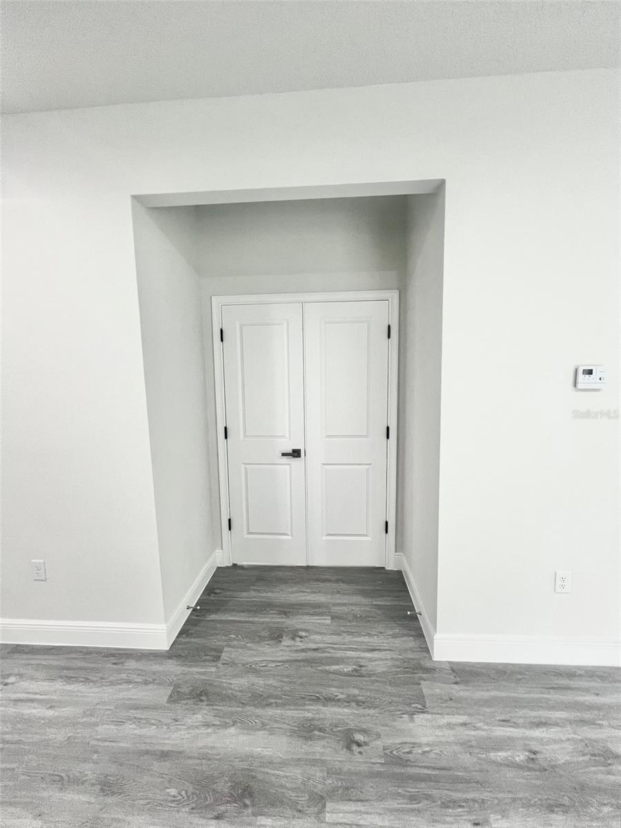 Image 9 of 32 For 5 Fisher Place Drive