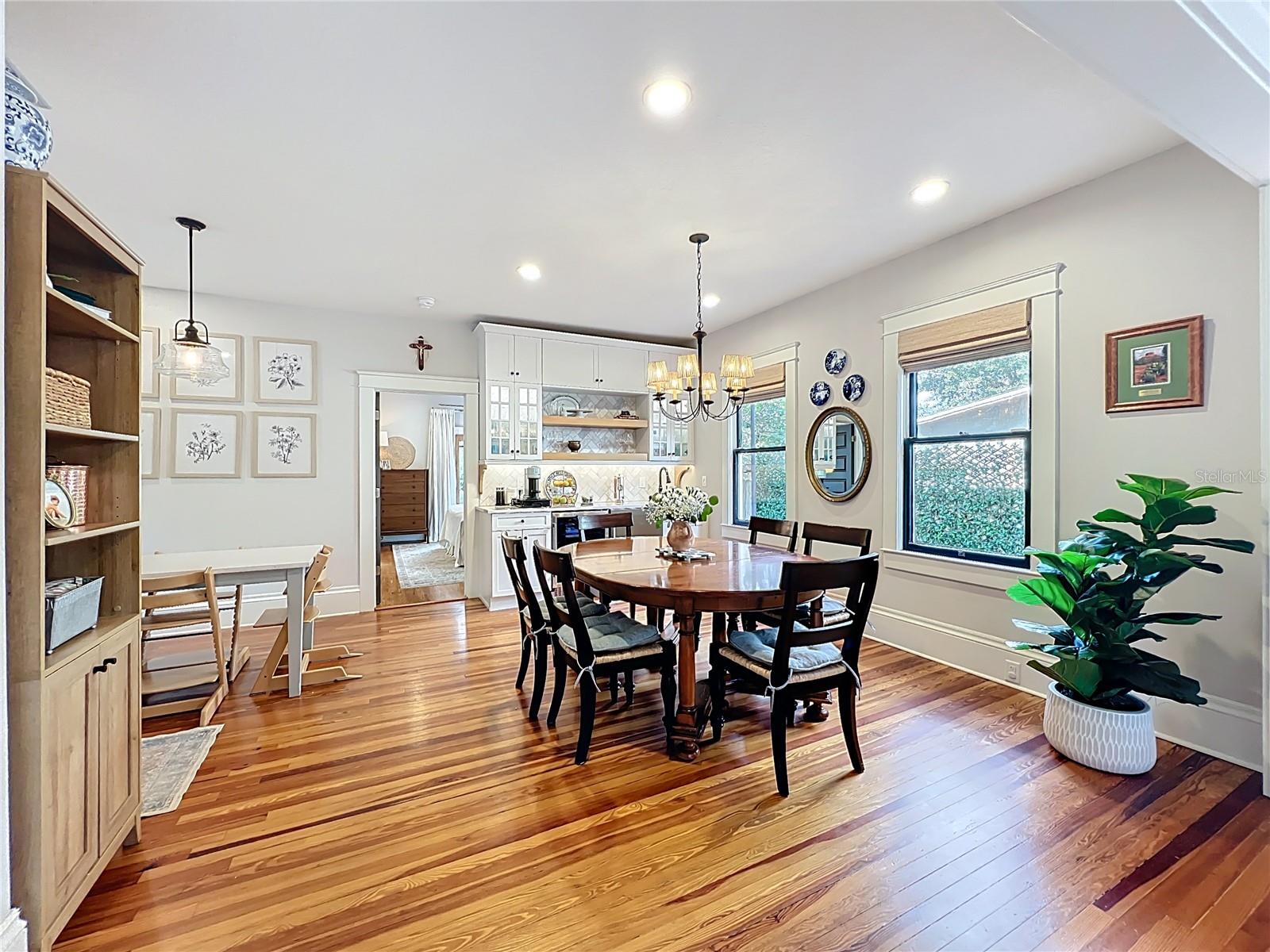 Image 19 of 99 For 1118 Park Avenue