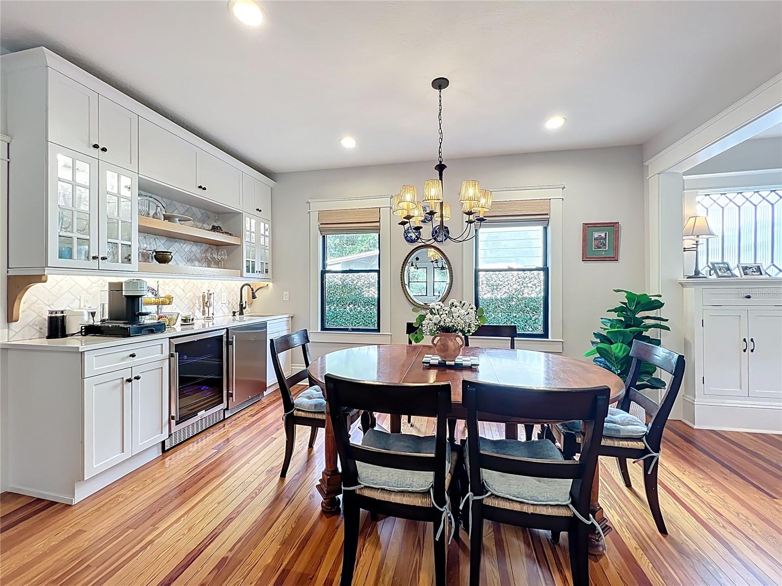 Image 24 of 99 For 1118 Park Avenue