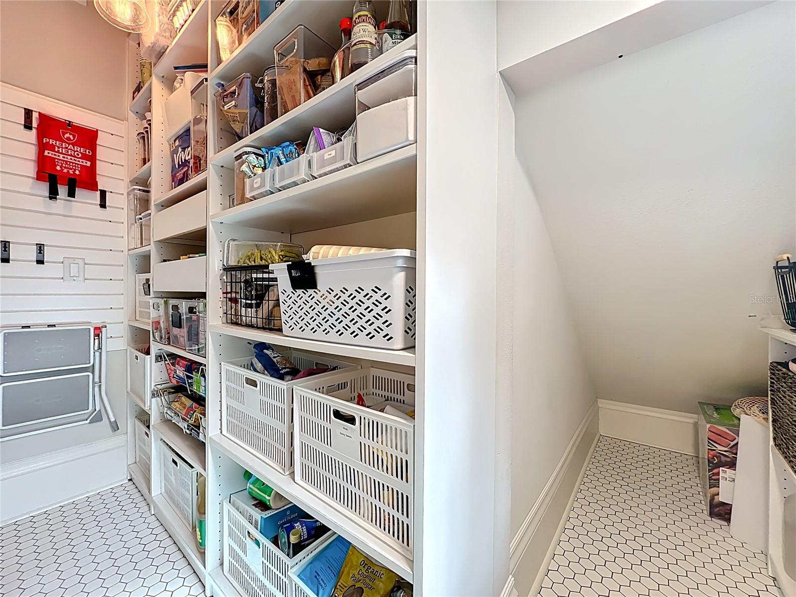 Image 29 of 99 For 1118 Park Avenue