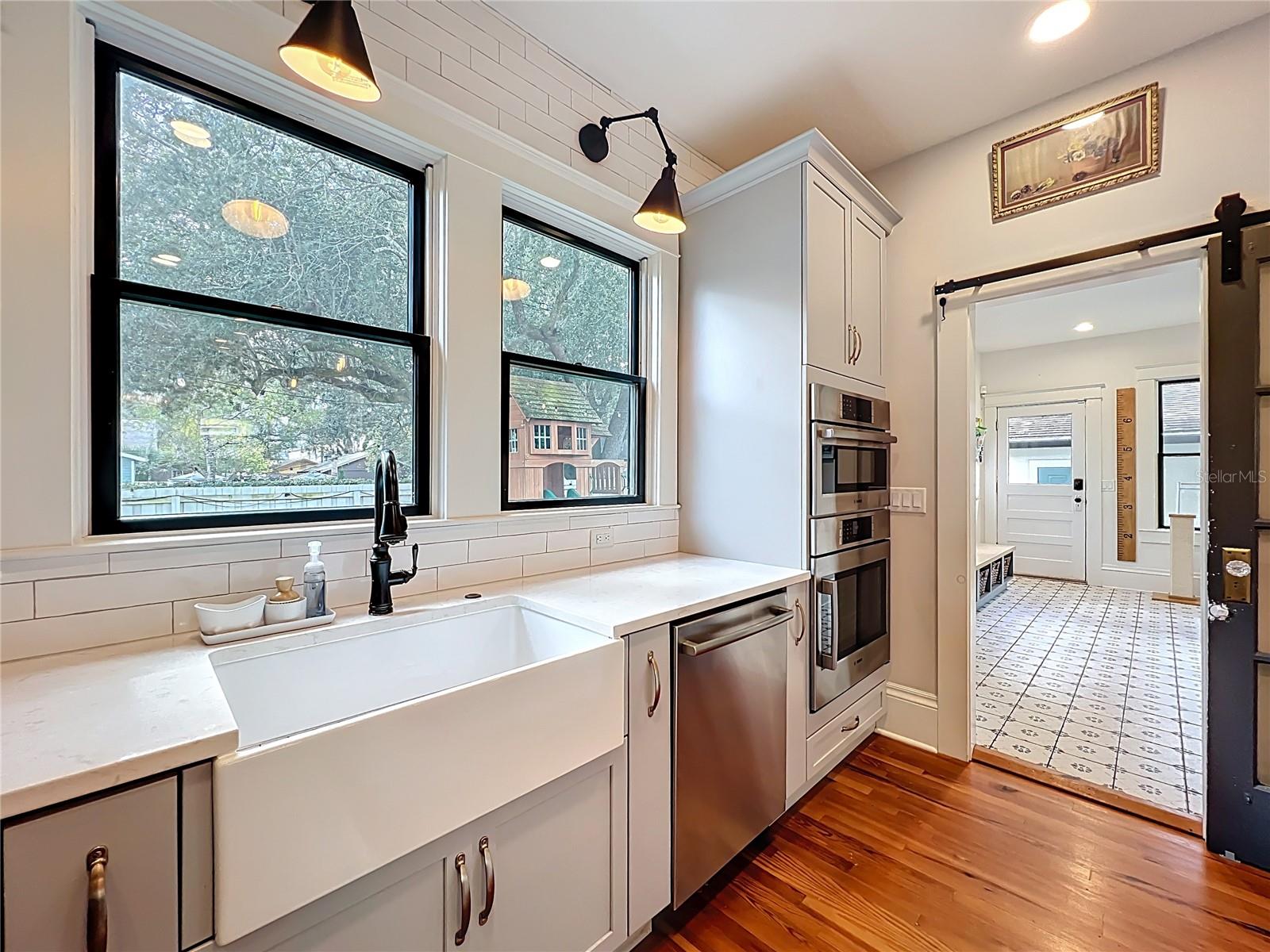 Image 32 of 99 For 1118 Park Avenue