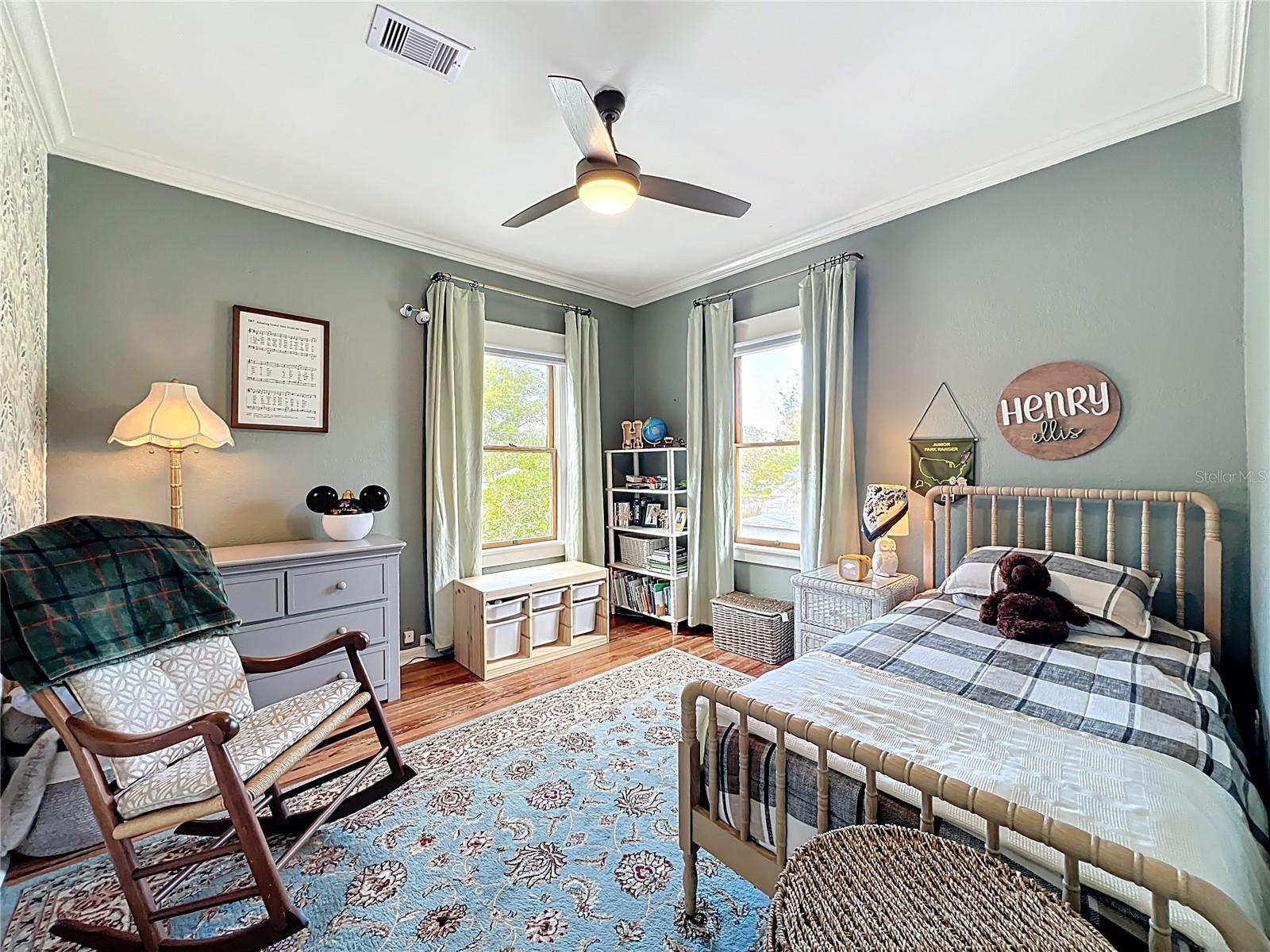 Image 52 of 99 For 1118 Park Avenue