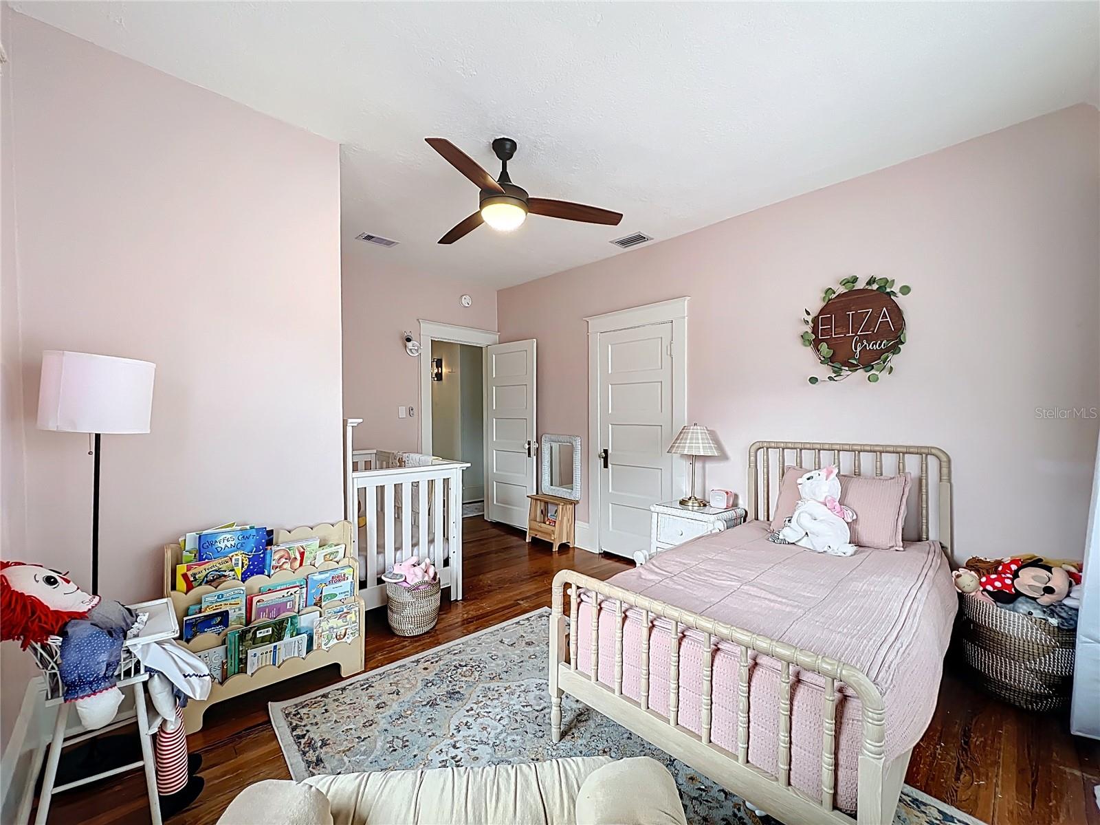 Image 57 of 99 For 1118 Park Avenue